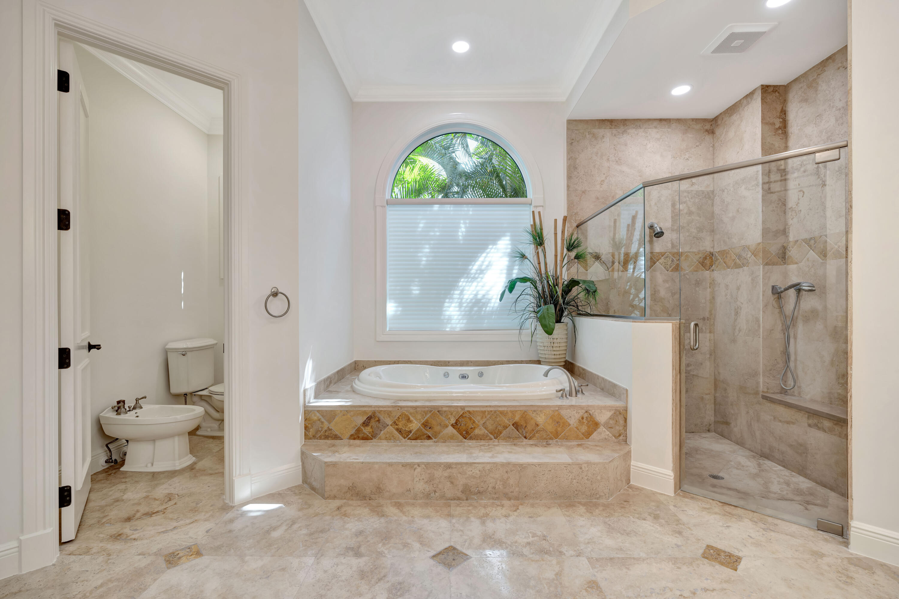 753 Harbour Isle Place