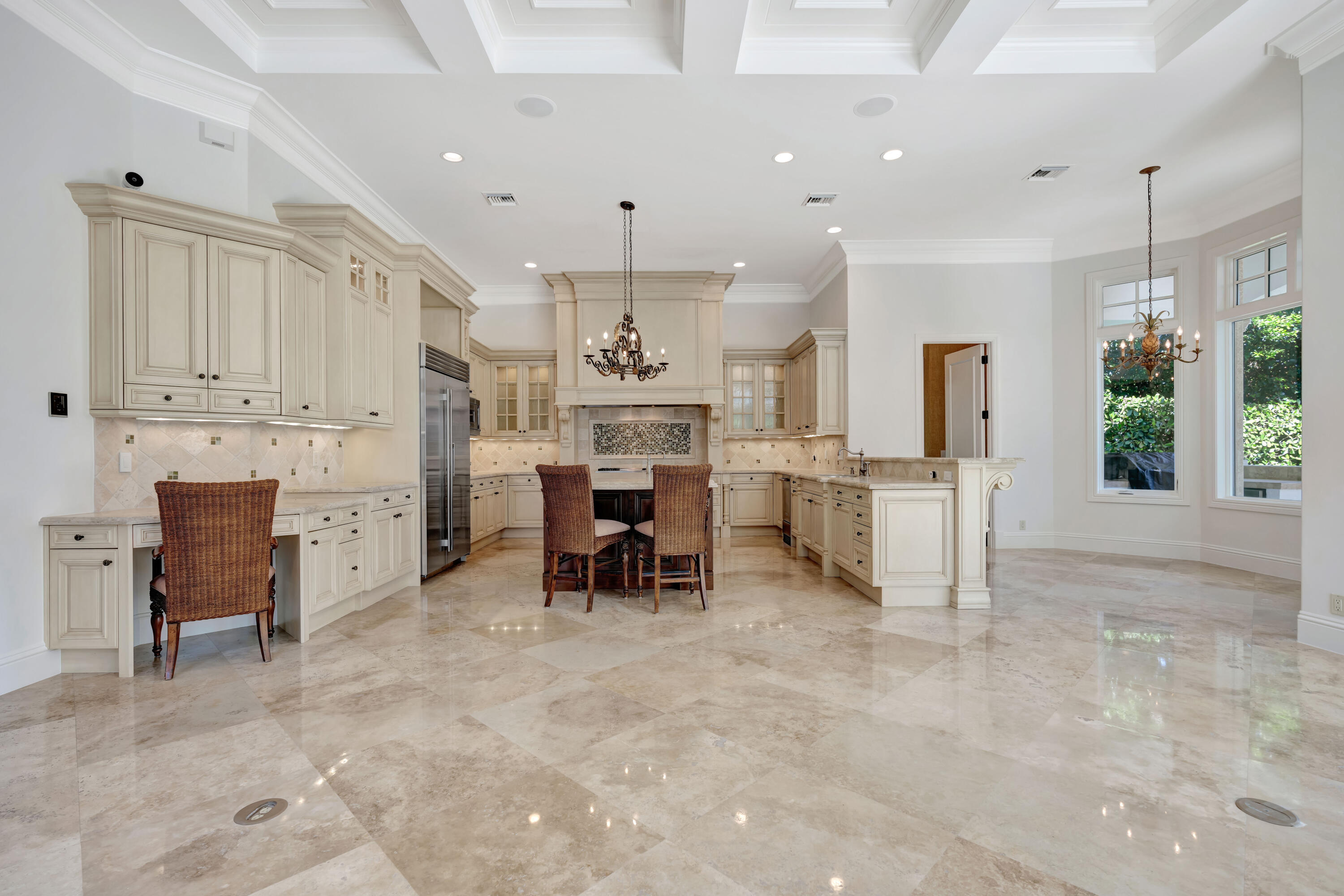 753 Harbour Isle Place