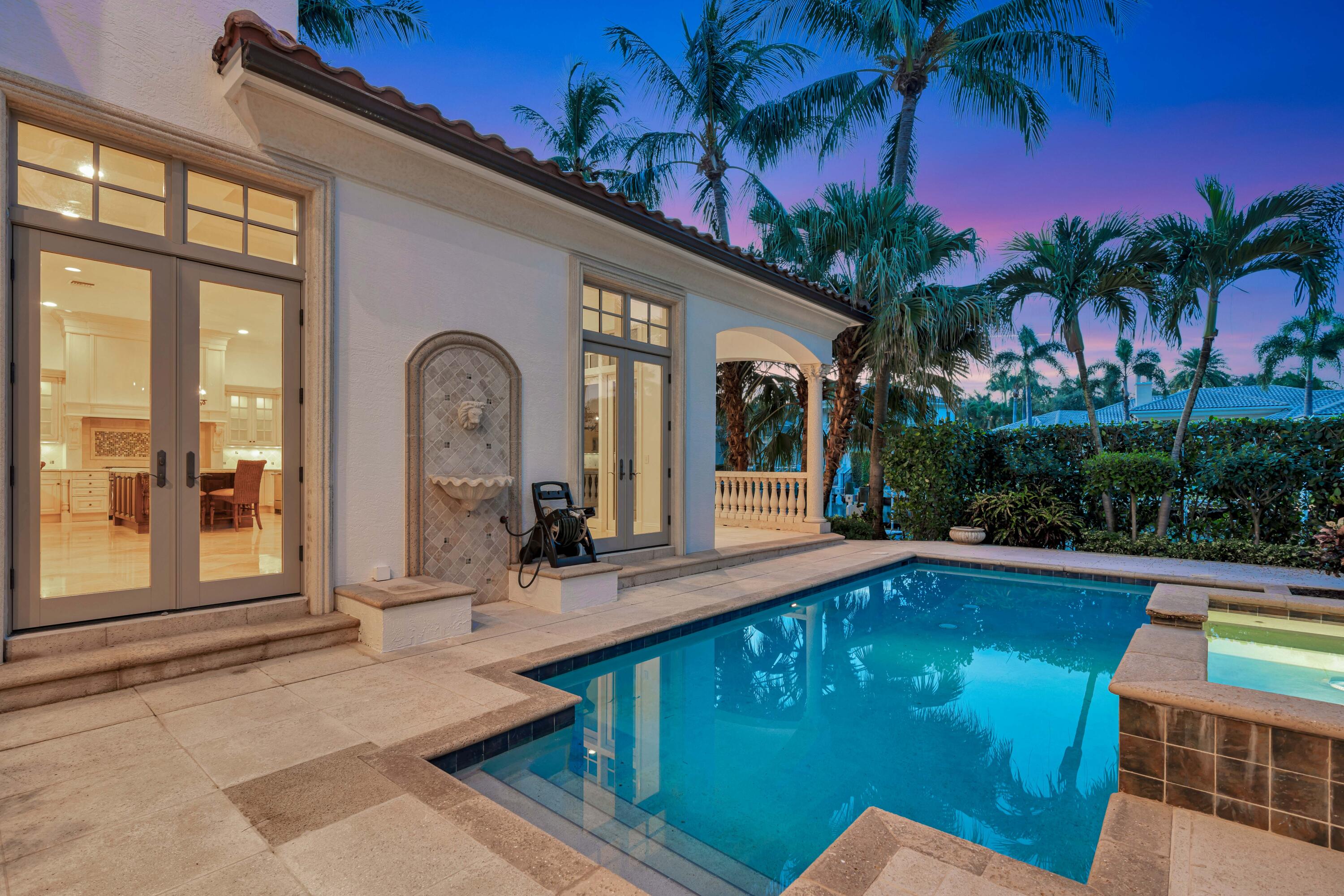 753 Harbour Isle Place