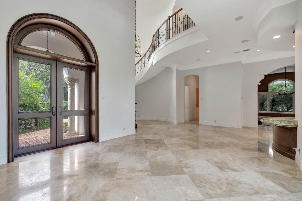 753 Harbour Isle Place