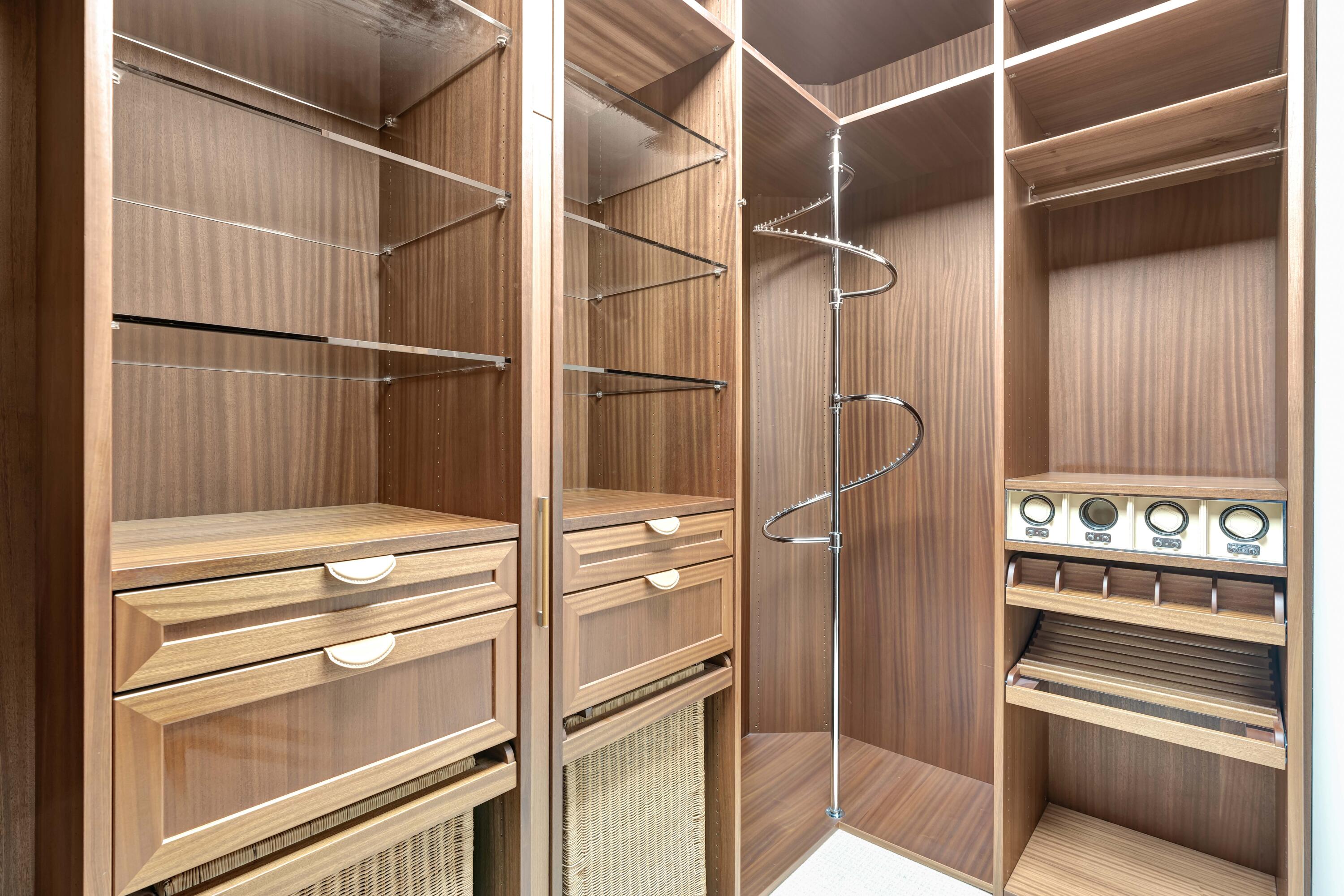 753 Harbour Isle Place