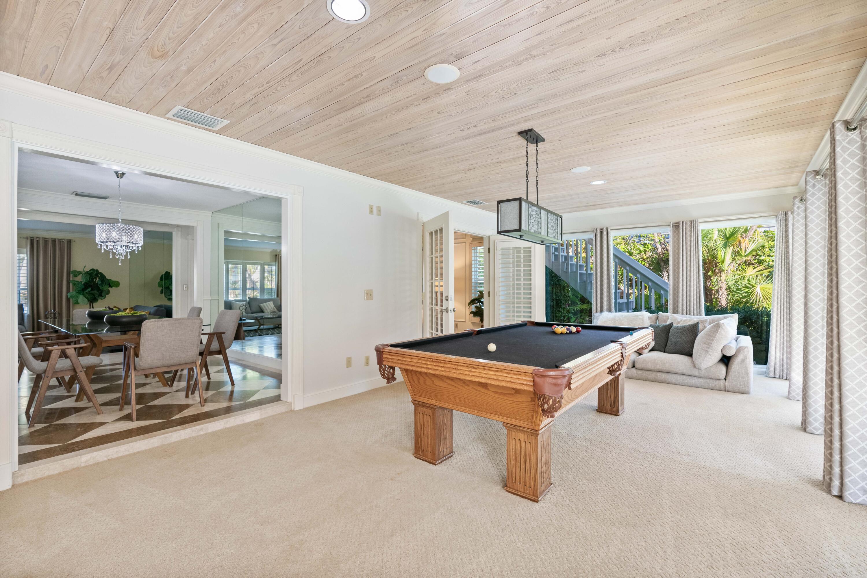 126 Anchorage Drive S