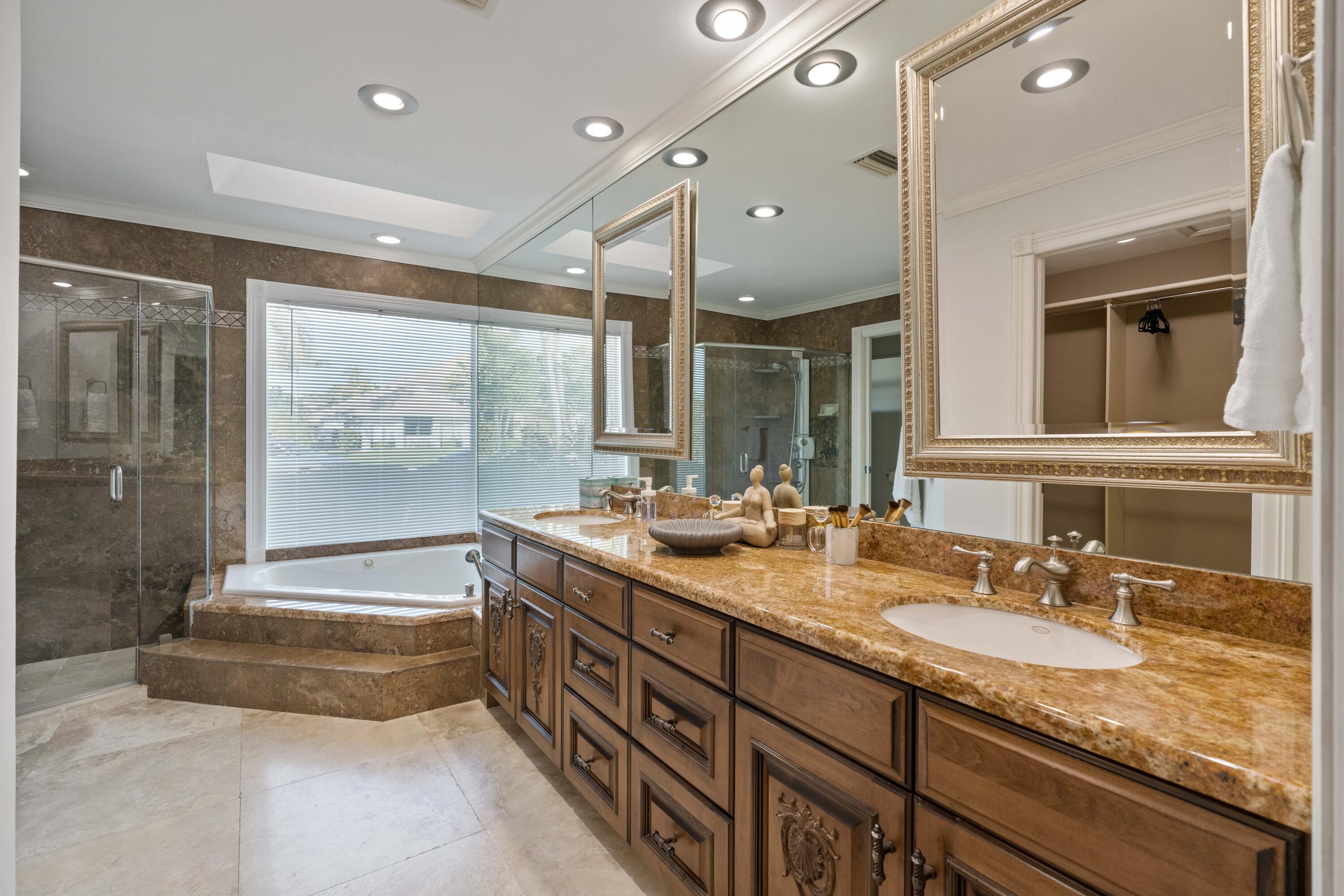 126 Anchorage Drive S