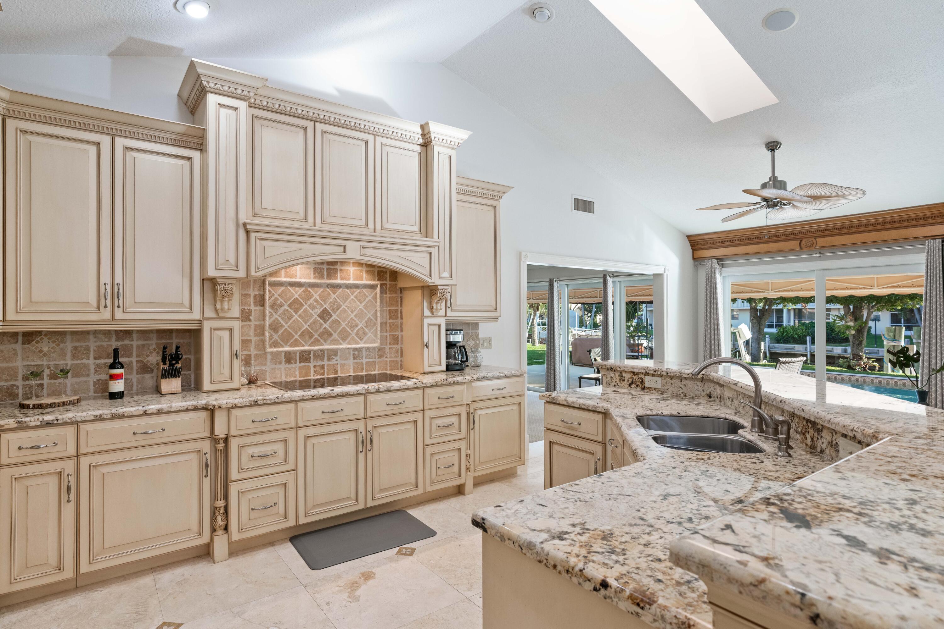 126 Anchorage Drive S