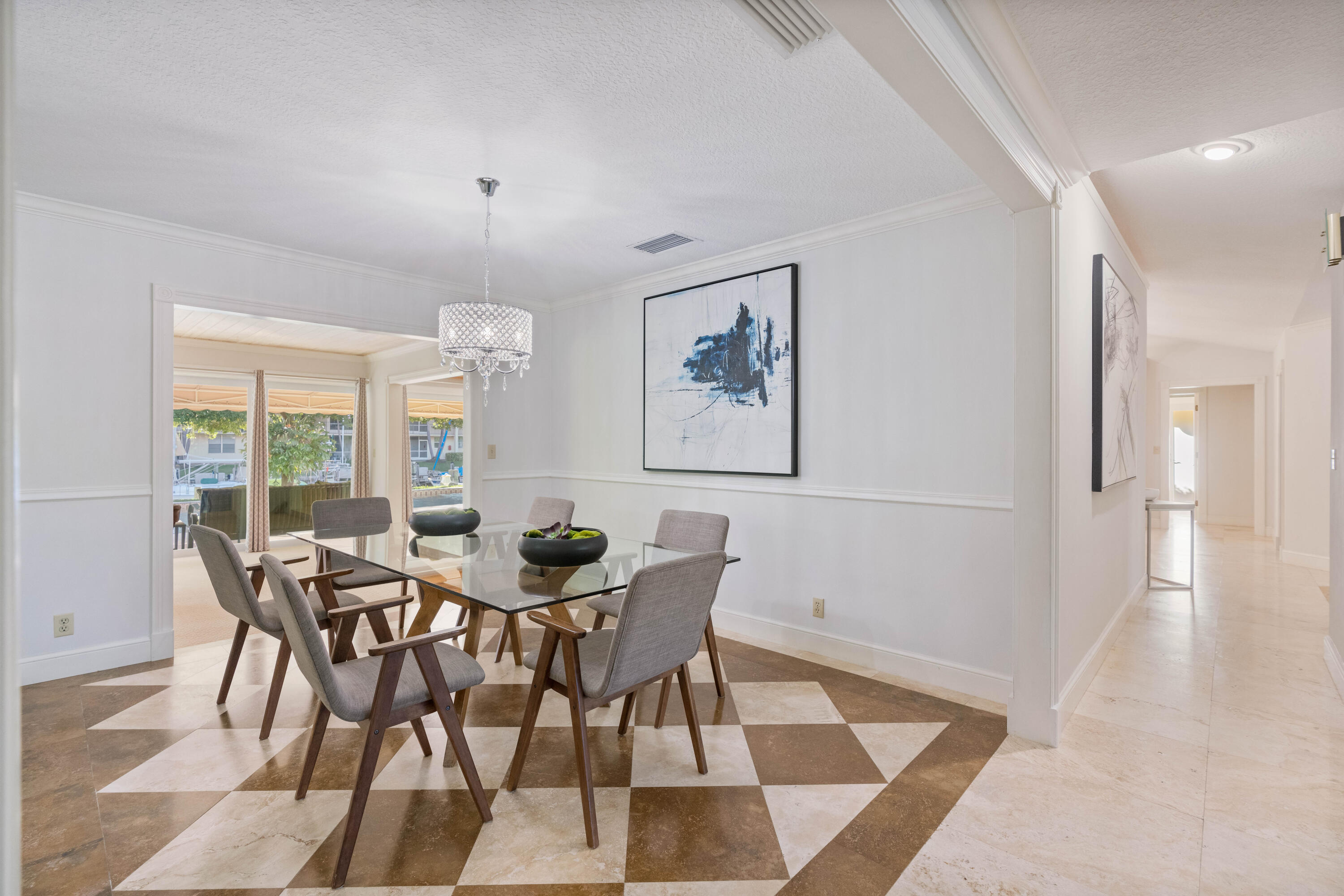 126 Anchorage Drive S