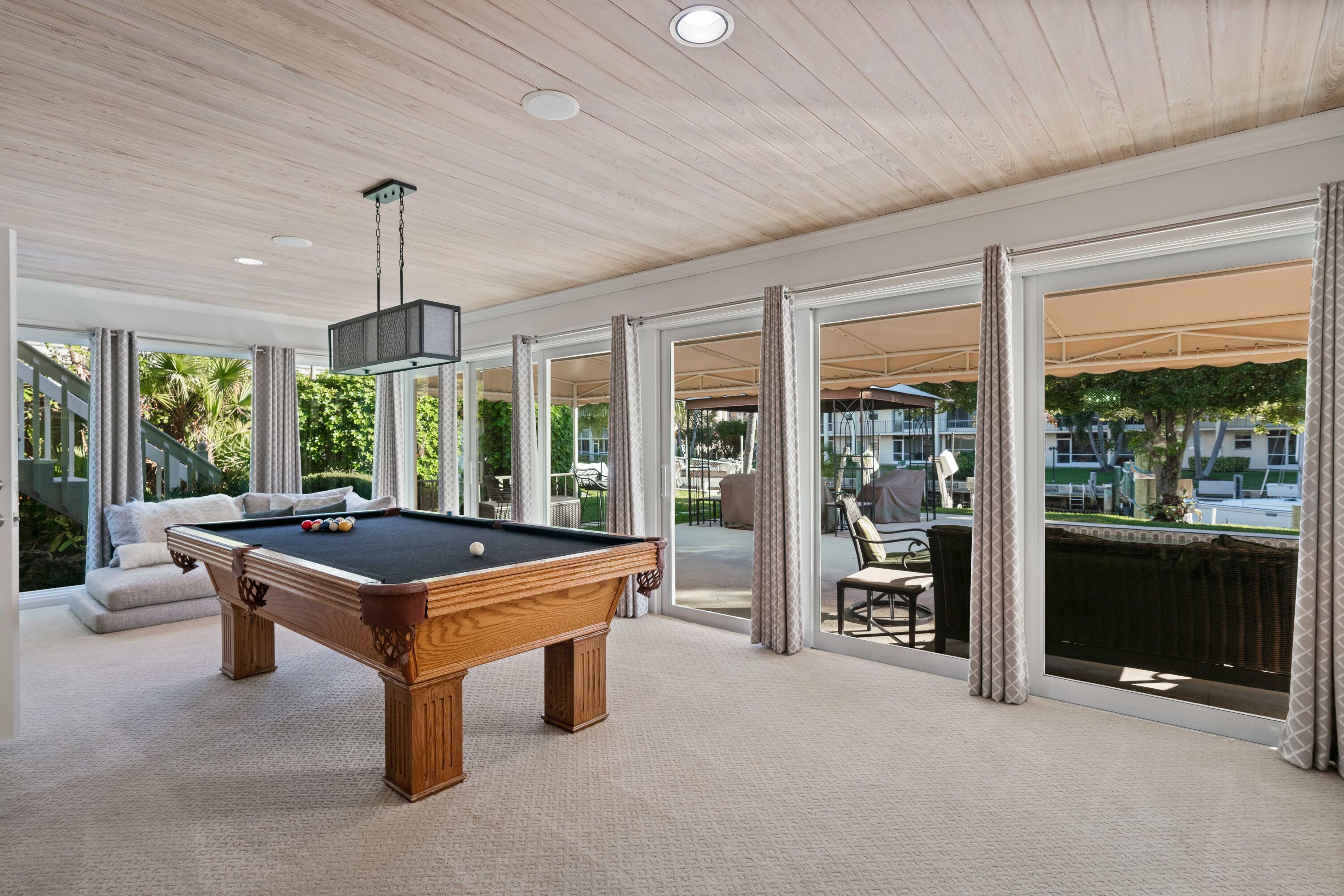 126 Anchorage Drive S