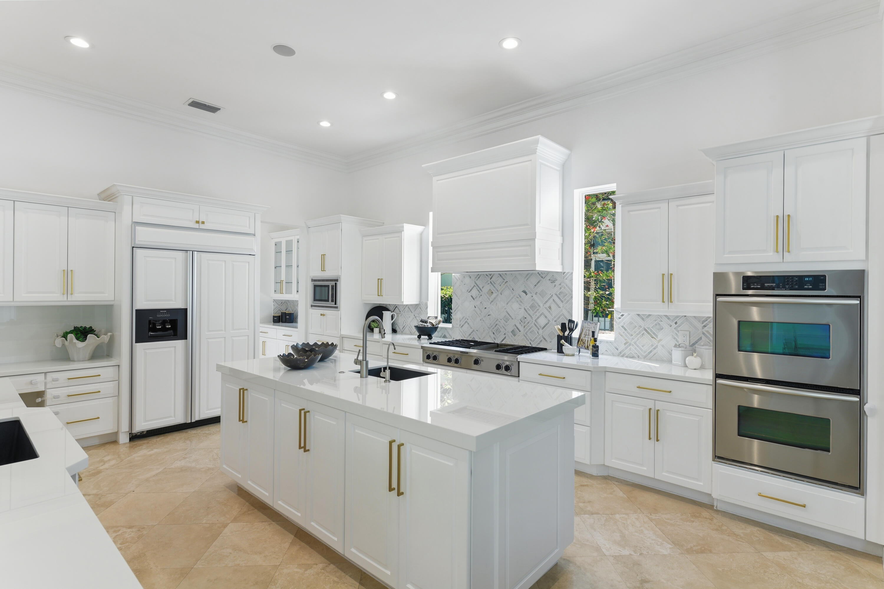 11513 Green Bayberry Drive