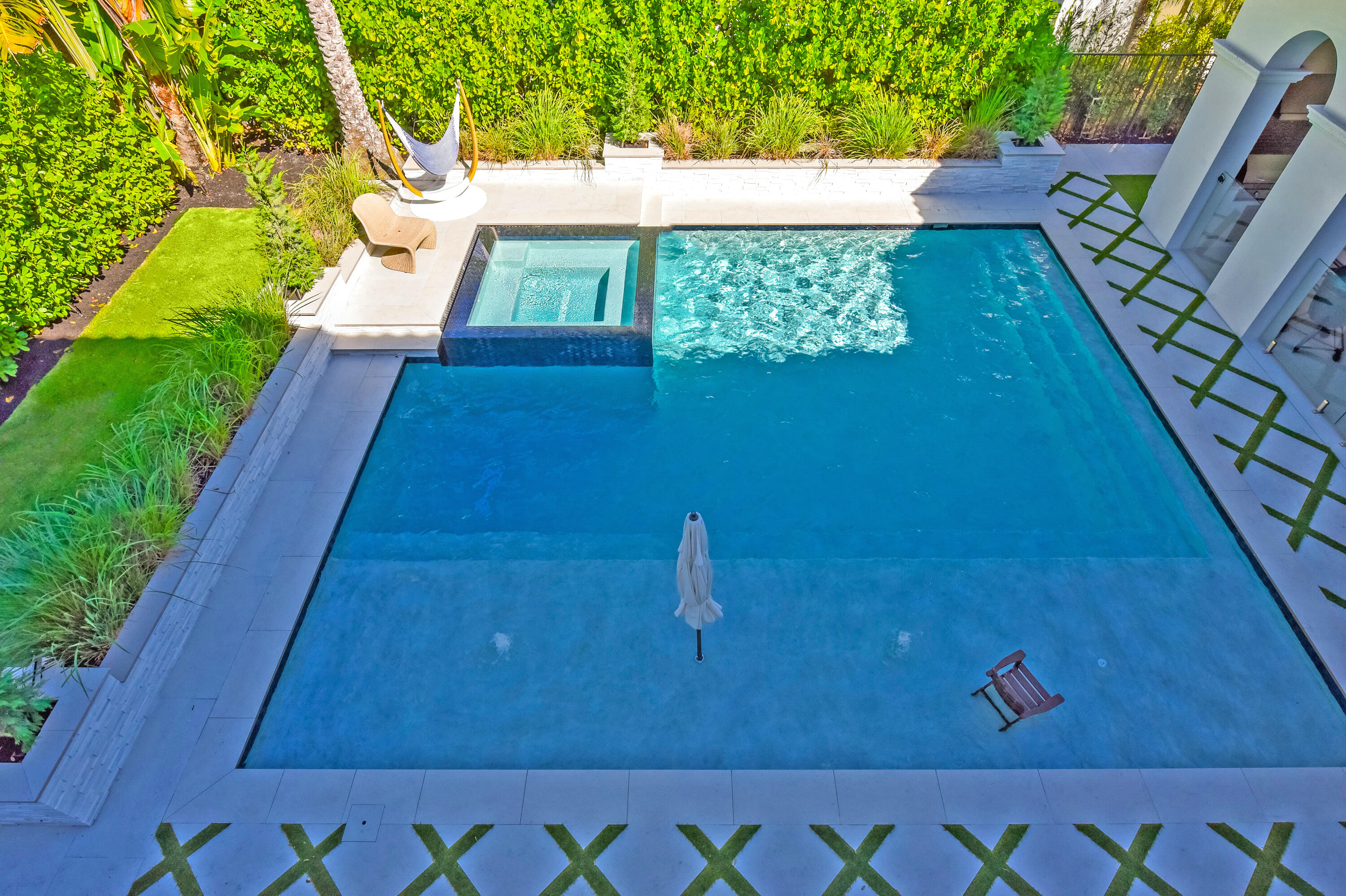 11513 Green Bayberry Drive