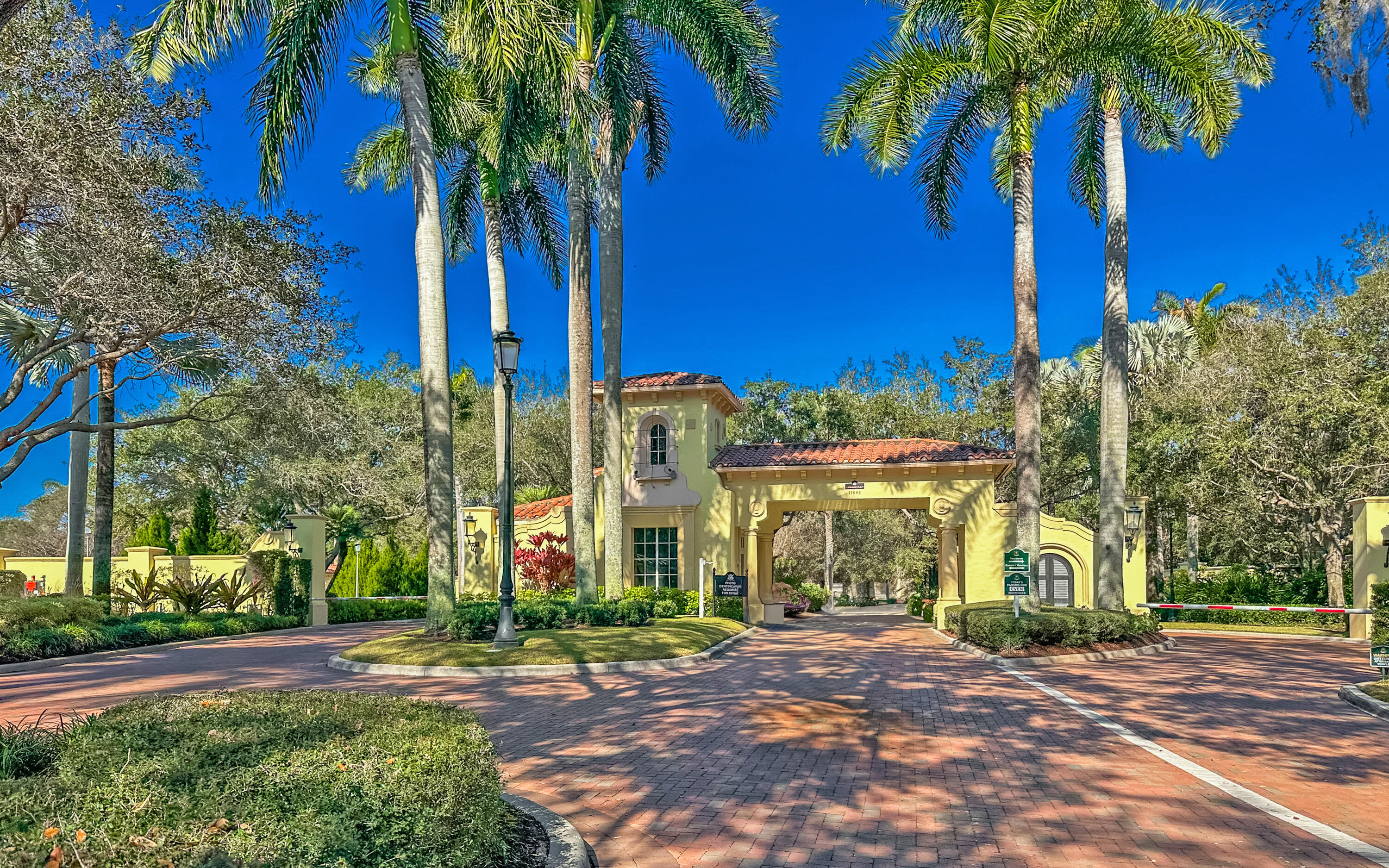 11513 Green Bayberry Drive