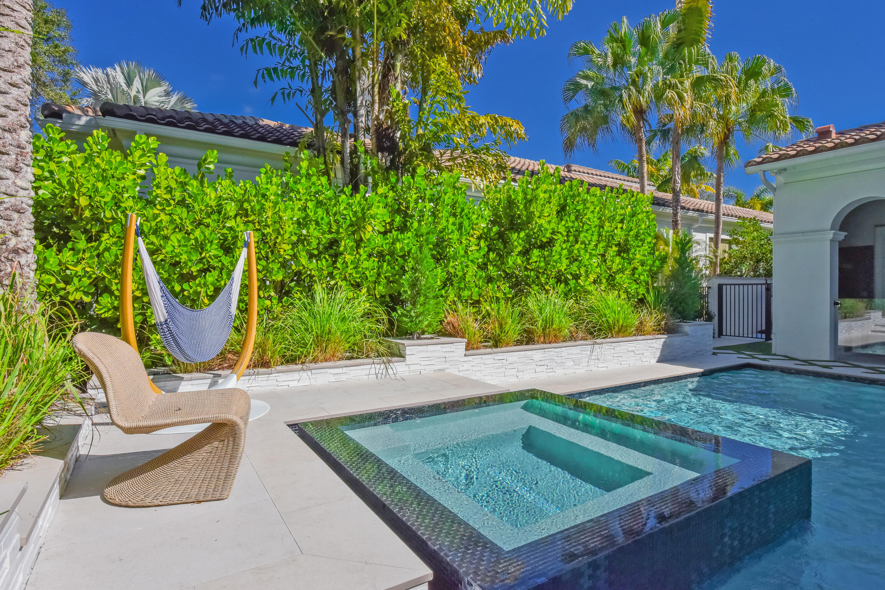 11513 Green Bayberry Drive