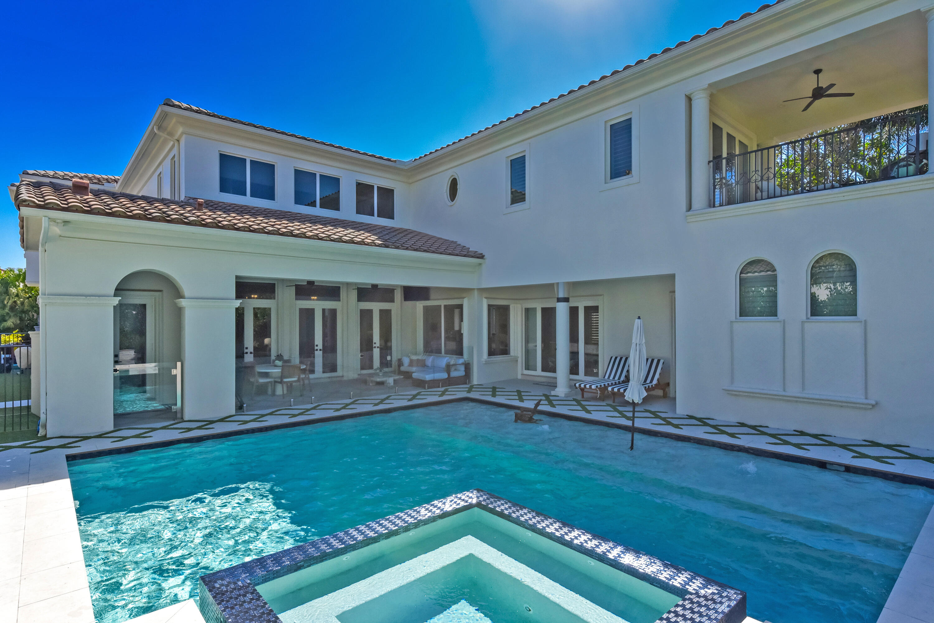 11513 Green Bayberry Drive