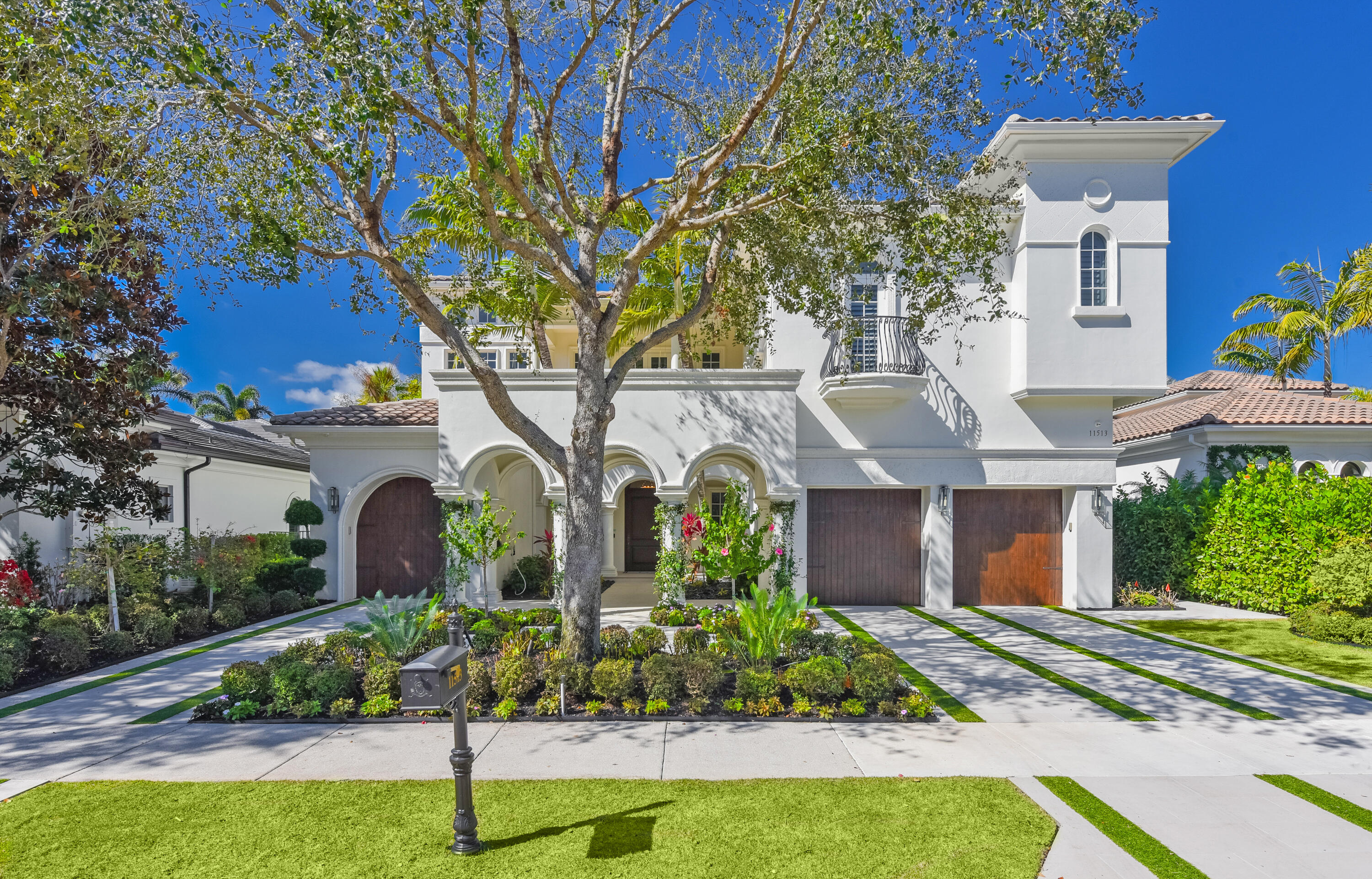 11513 Green Bayberry Drive