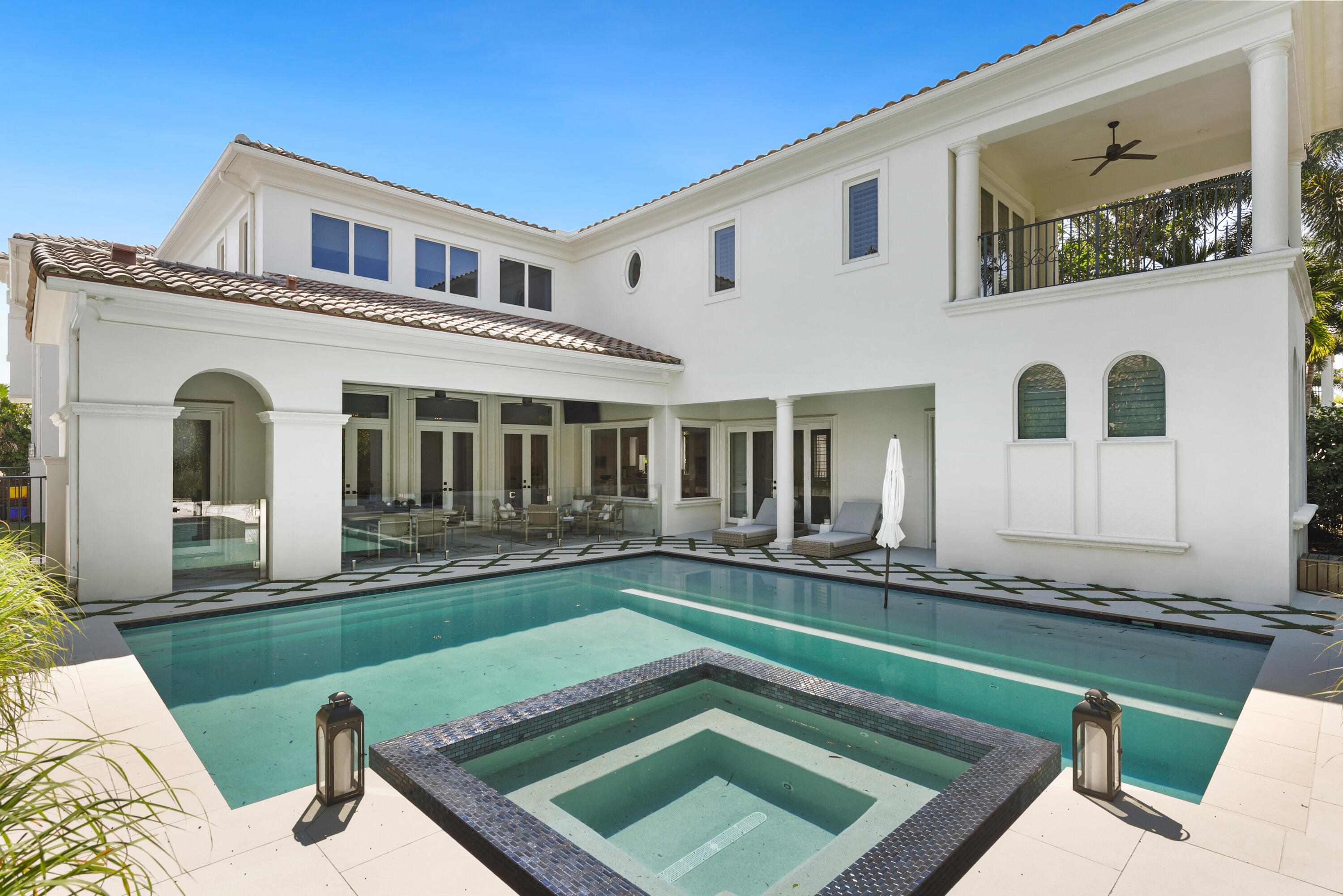 11513 Green Bayberry Drive