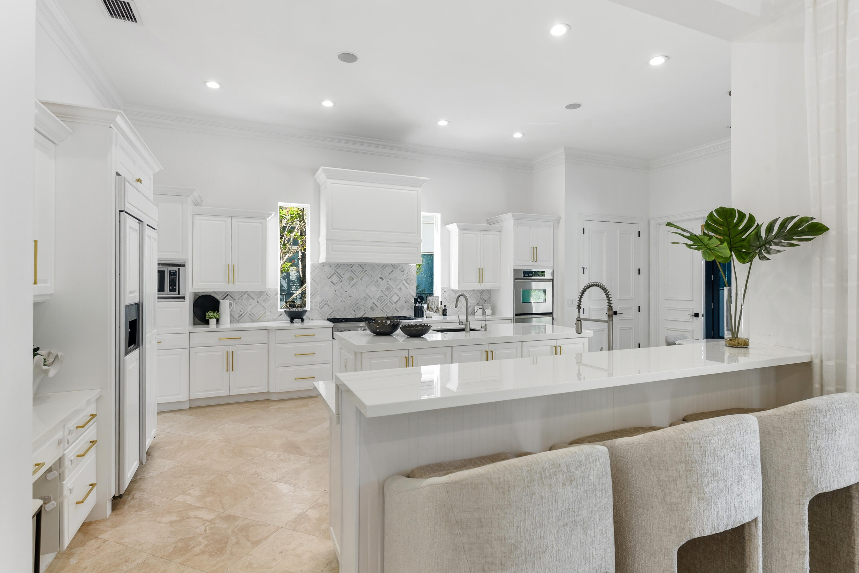11513 Green Bayberry Drive
