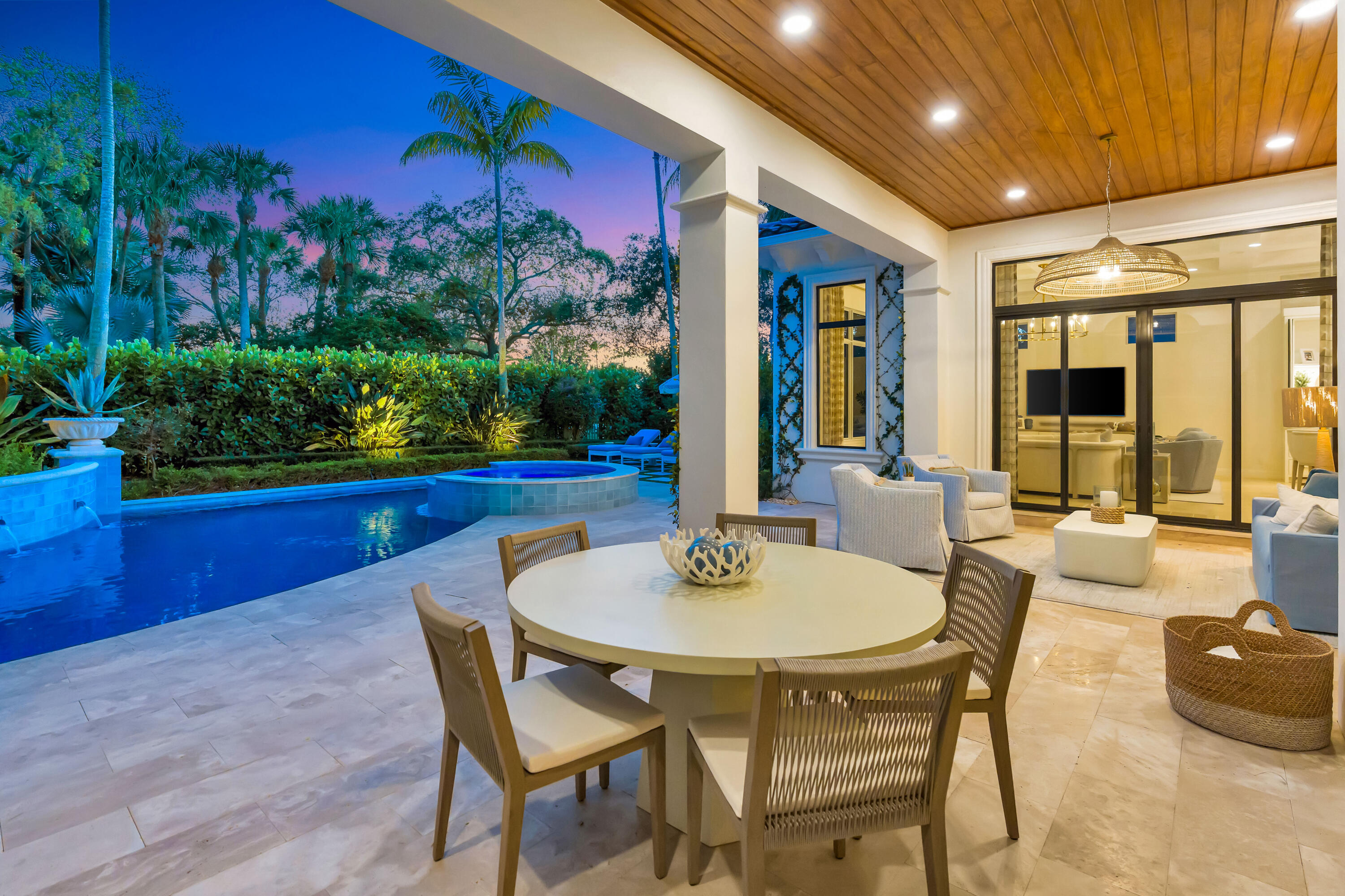 11304 Caladium Lane
