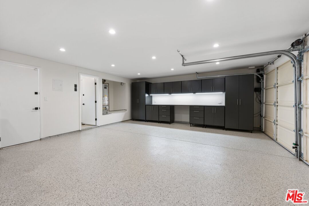 4671 Vista De Oro Ave