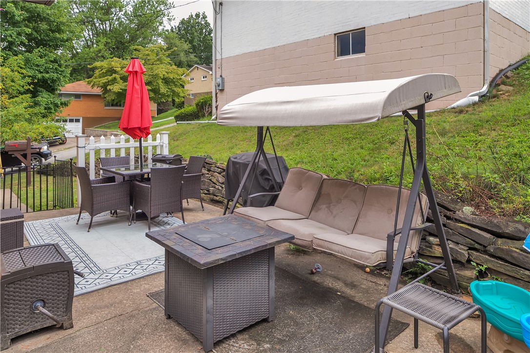 7 Lynn Lee Dr
