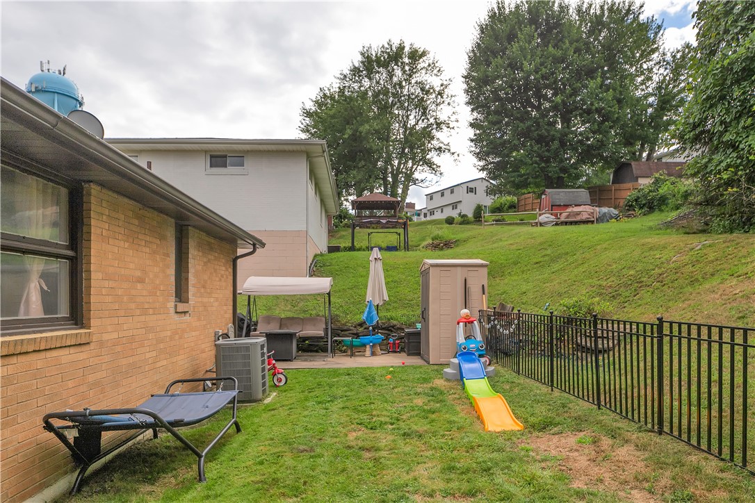 7 Lynn Lee Dr