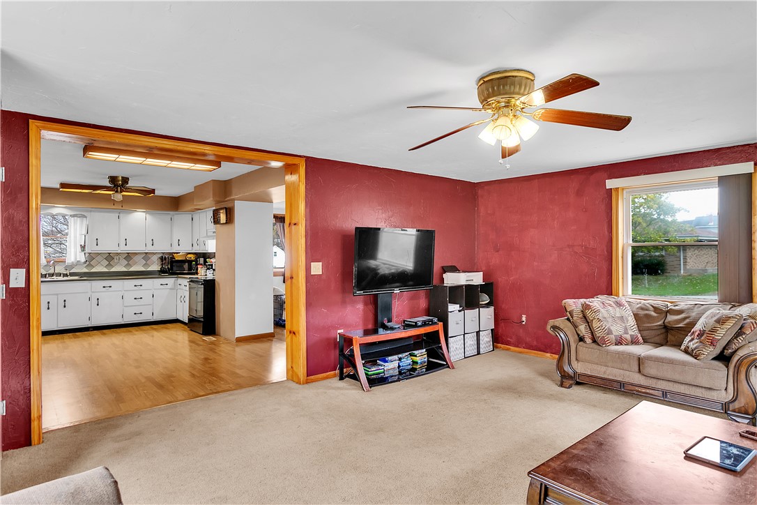 120 Snyder St