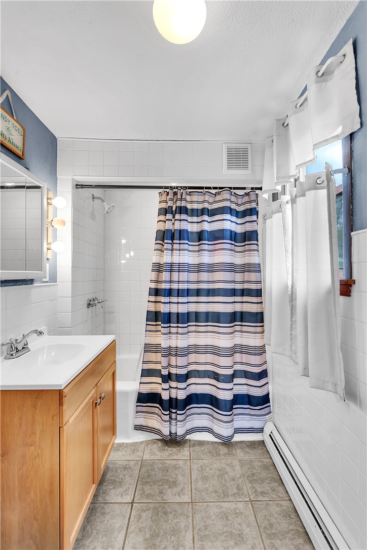 120 Snyder St
