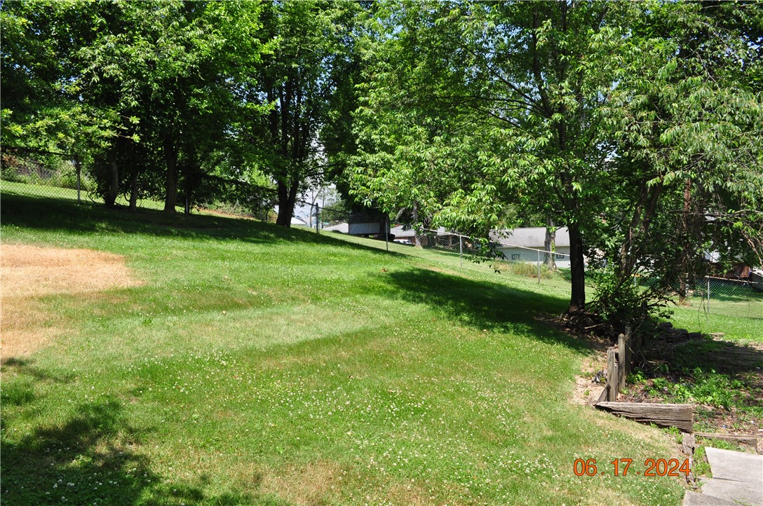 4833 Pleasant Unity Rd