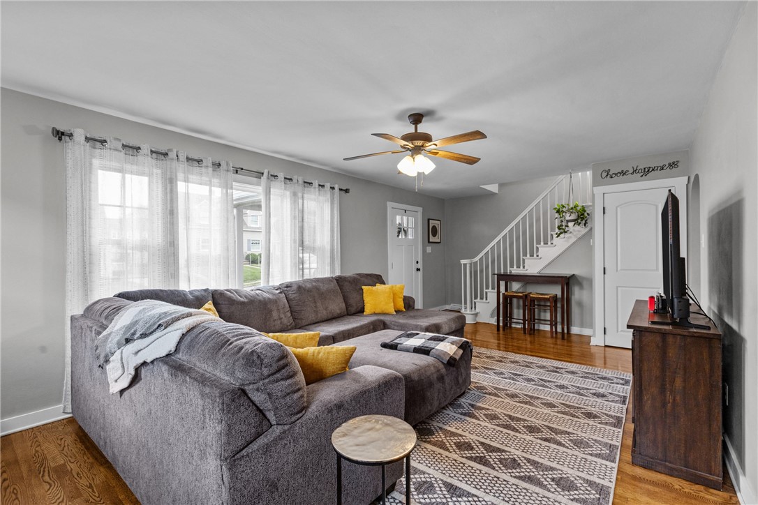 727 Brinker Ave