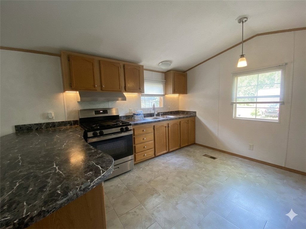 139 Lambert Ln