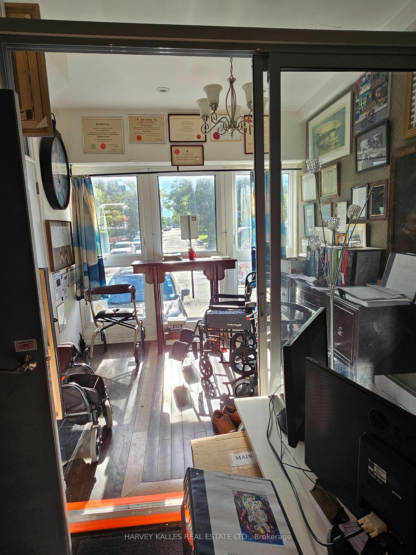 183 Augusta Avenue