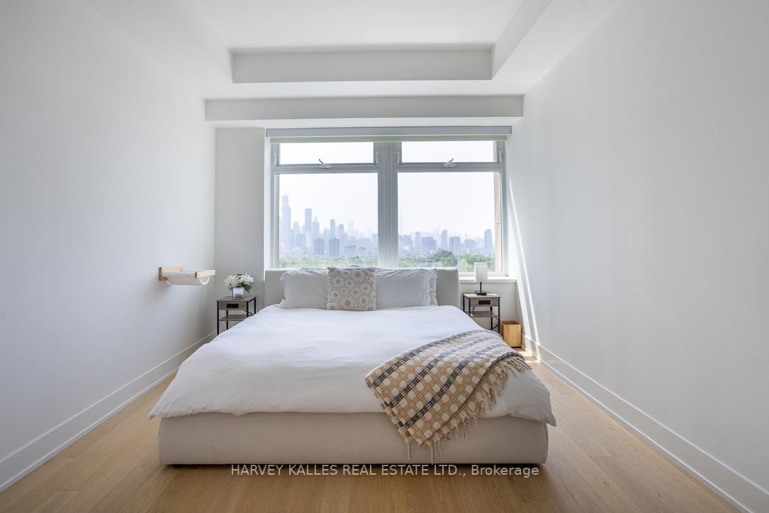 111 St Clair Avenue W 1013