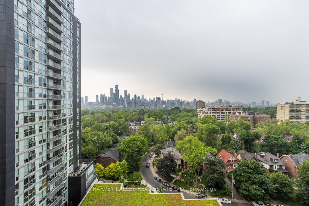 111 St Clair Avenue W 1013