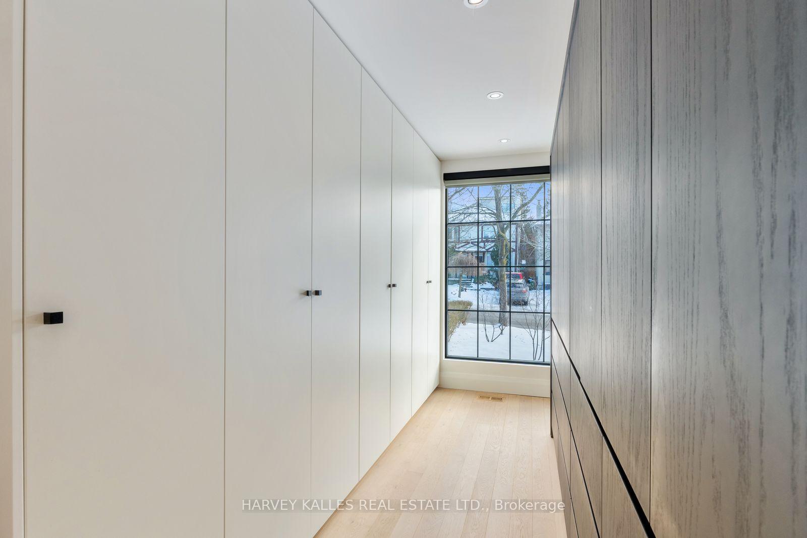 34 Coulson Avenue B