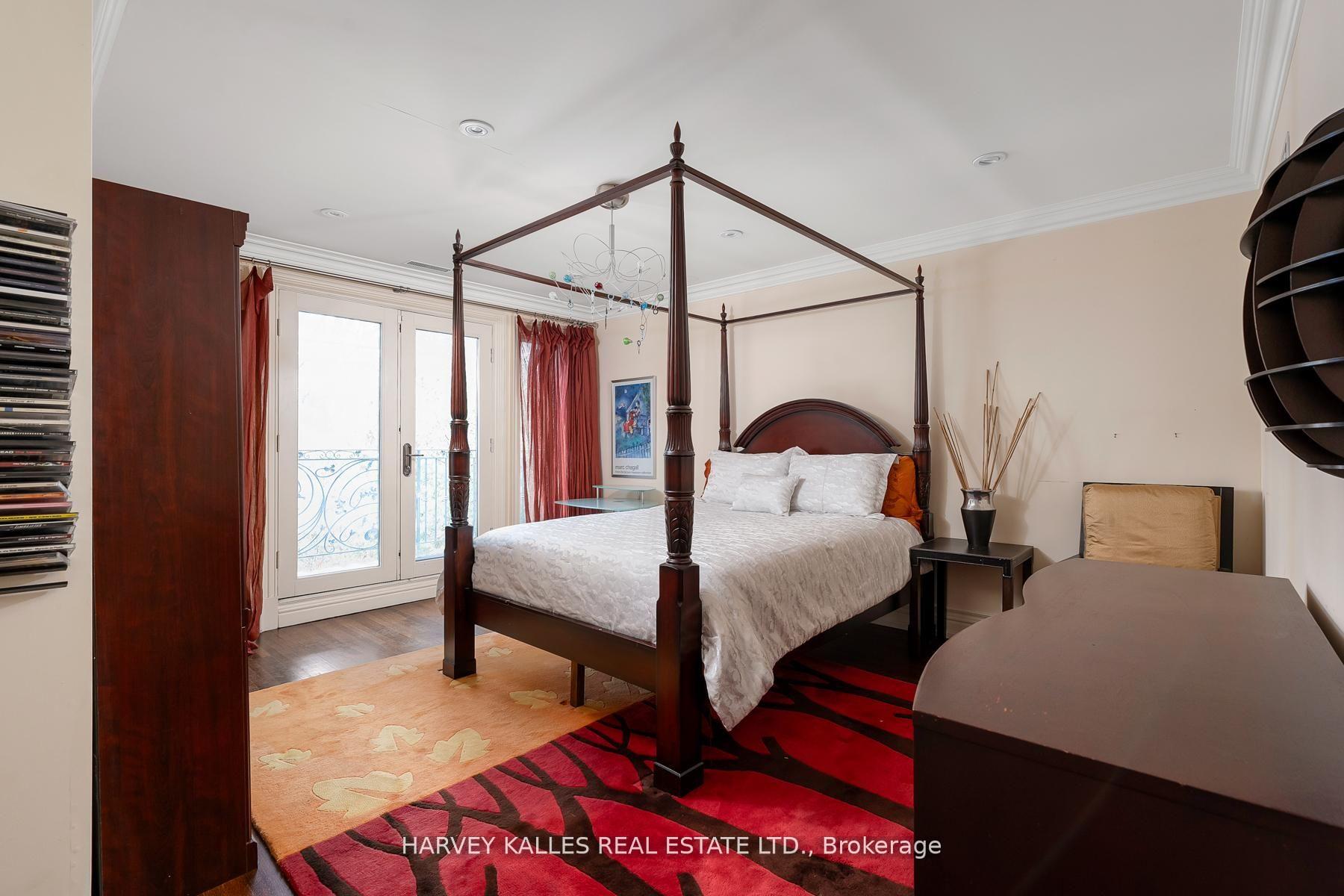 7 Ridgewood Road