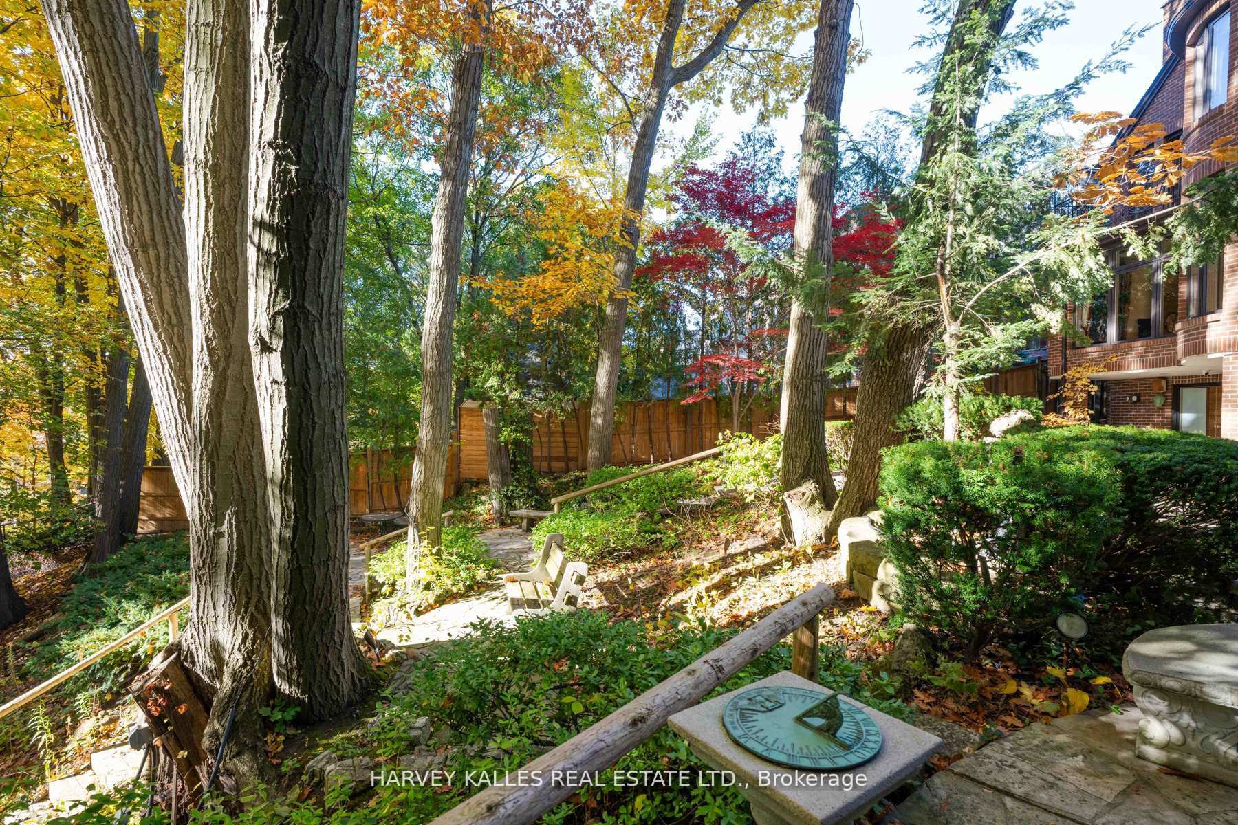 7 Ridgewood Road