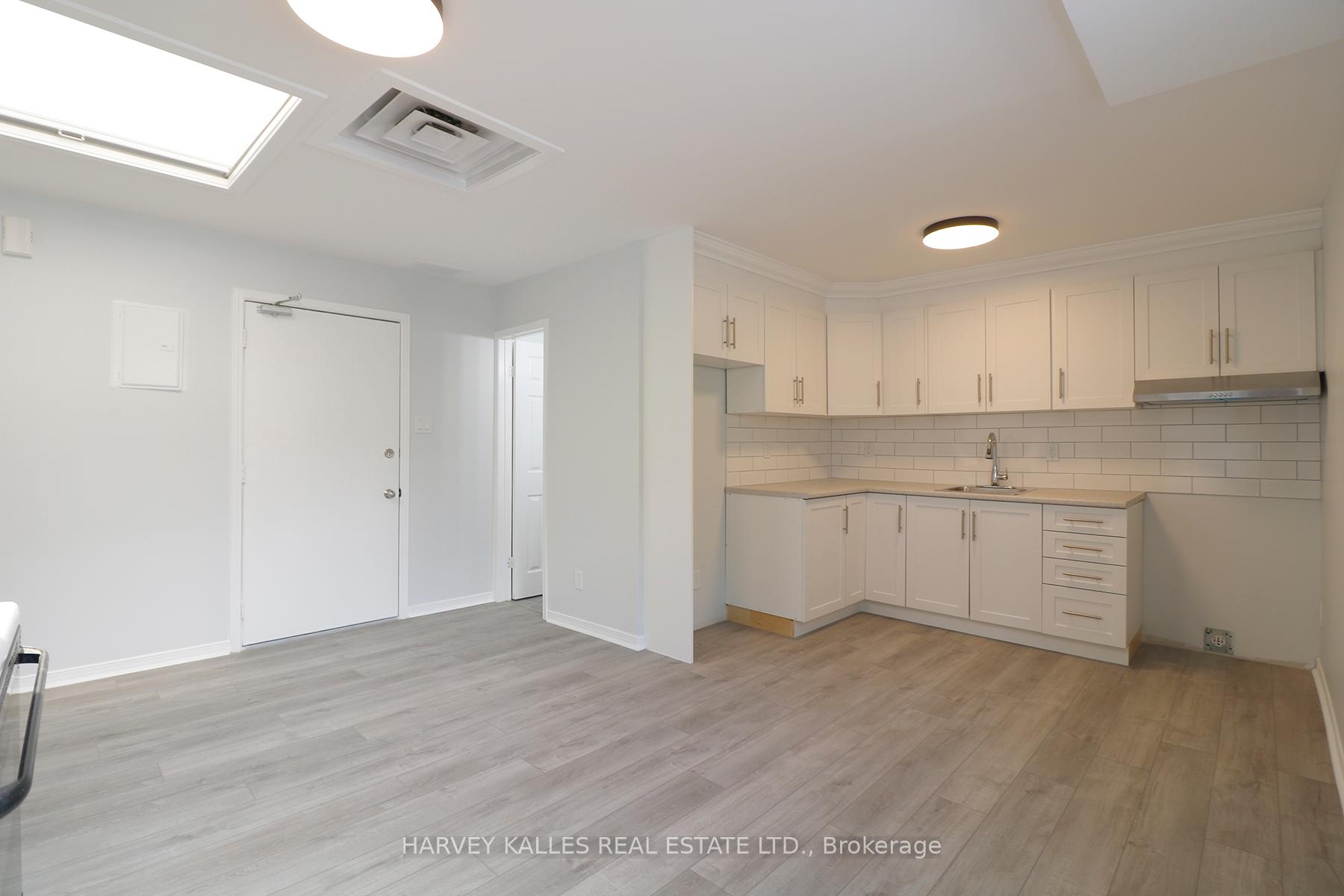 201 Augusta Avenue C