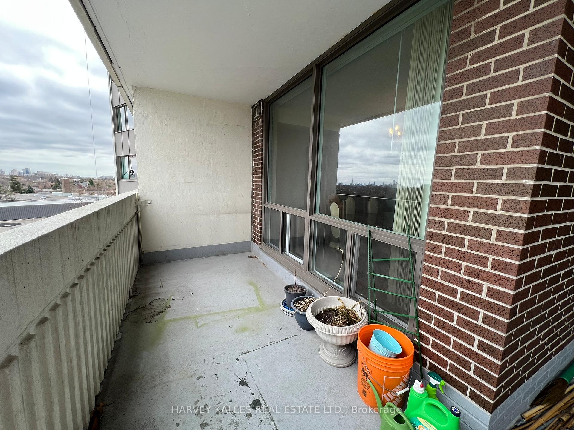 150 Neptune Drive 704
