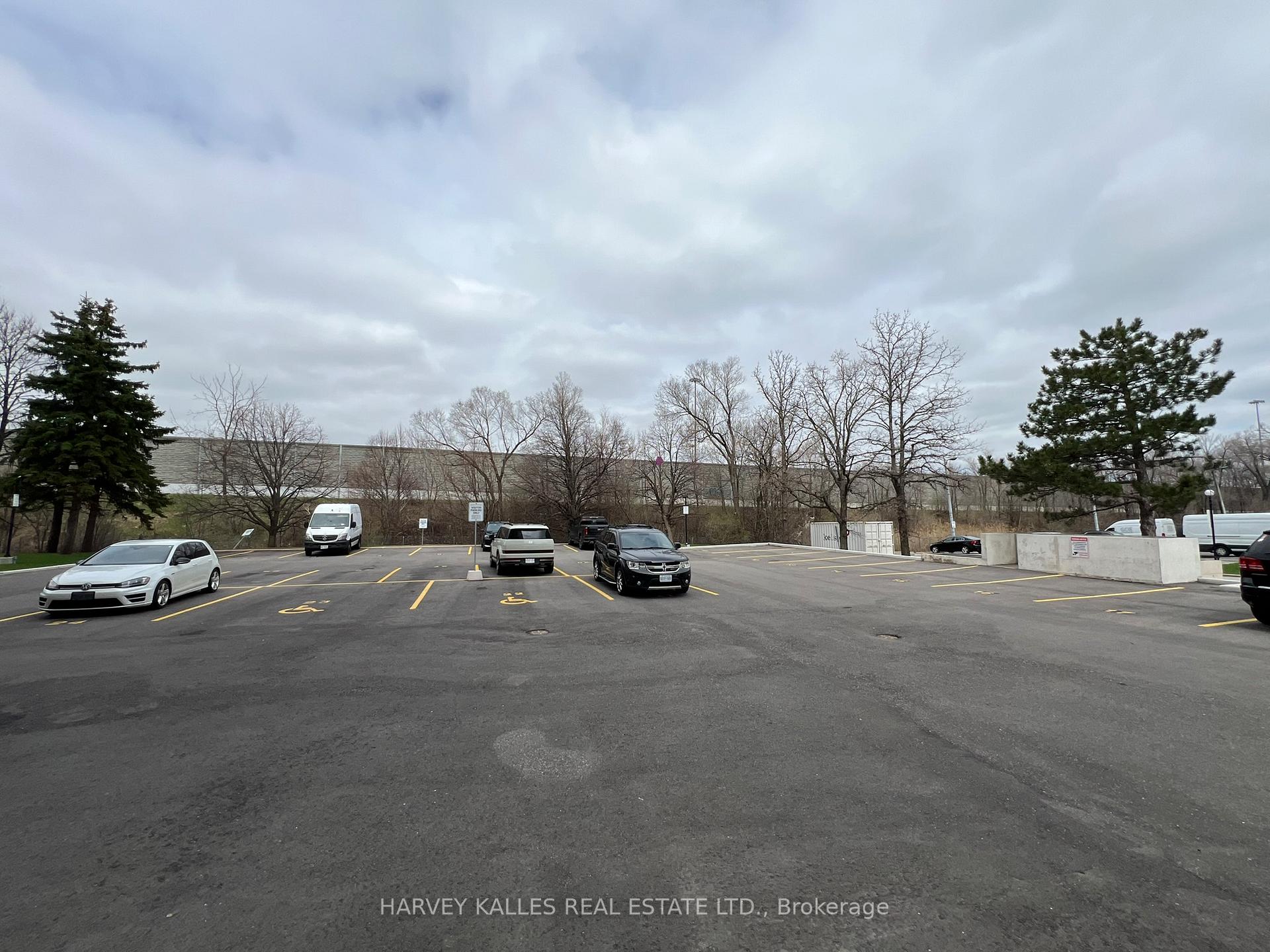 150 Neptune Drive 704