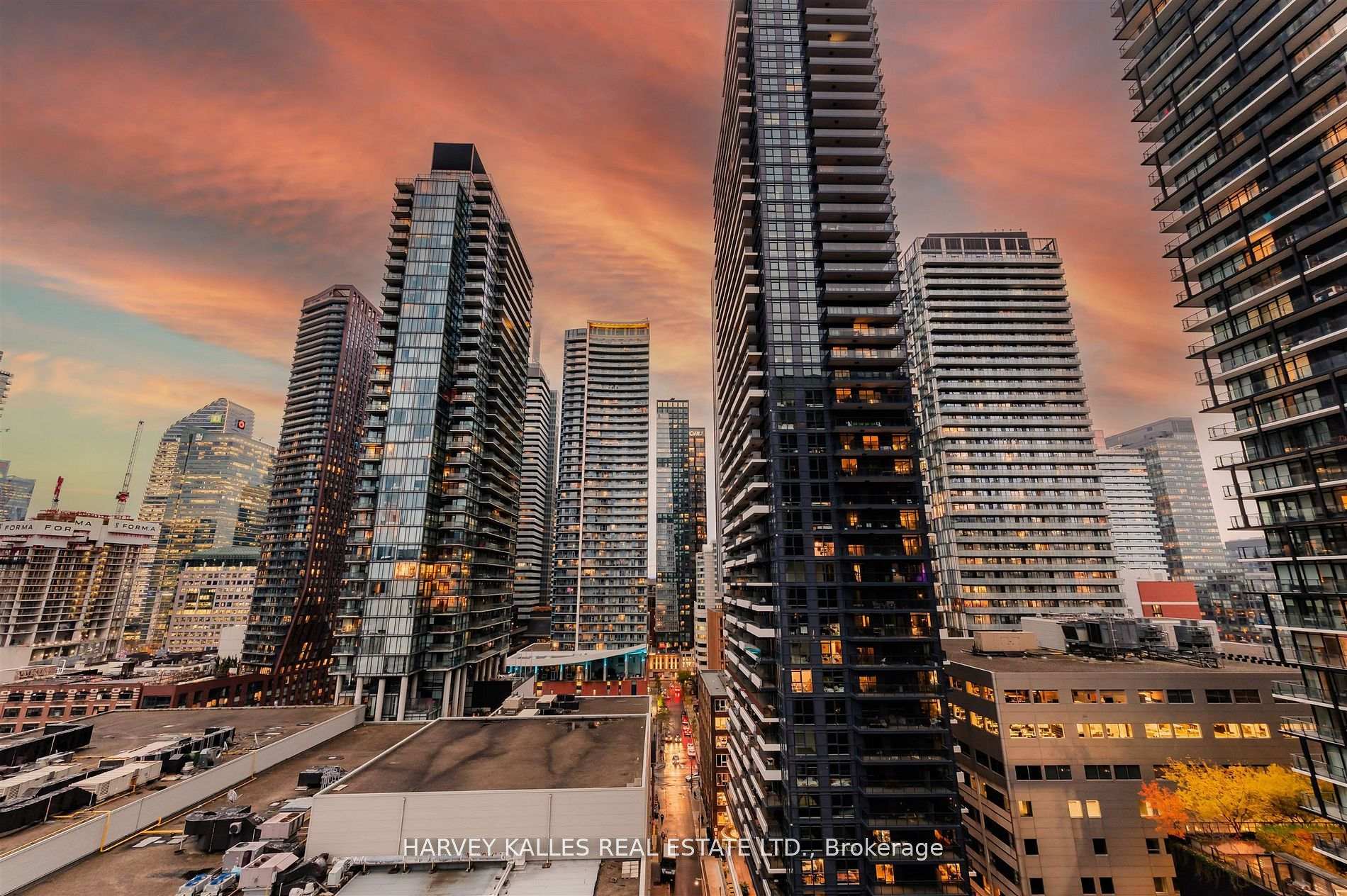 318 Richmond Street W 1508
