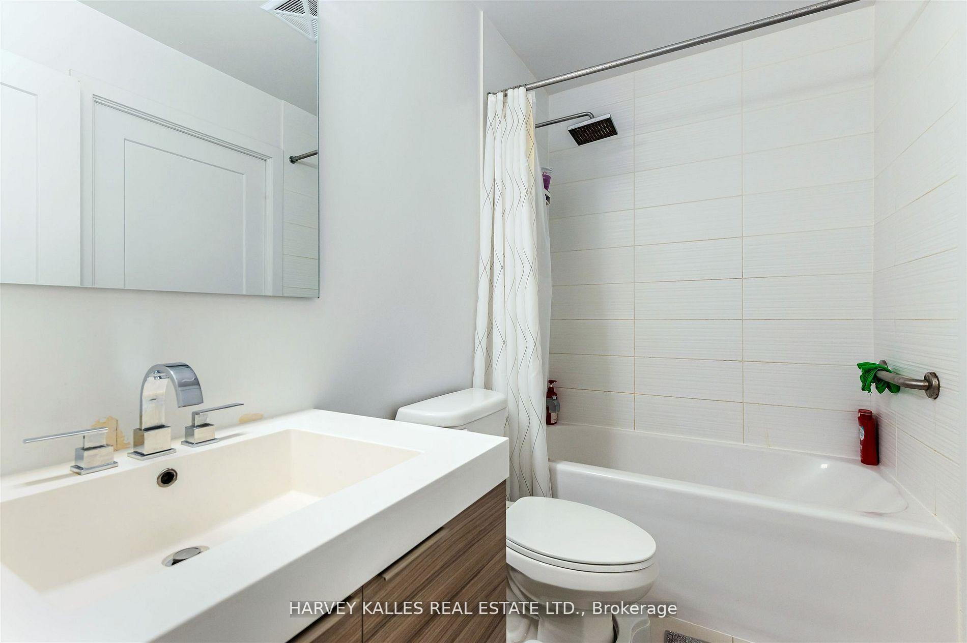 318 Richmond Street W 1508