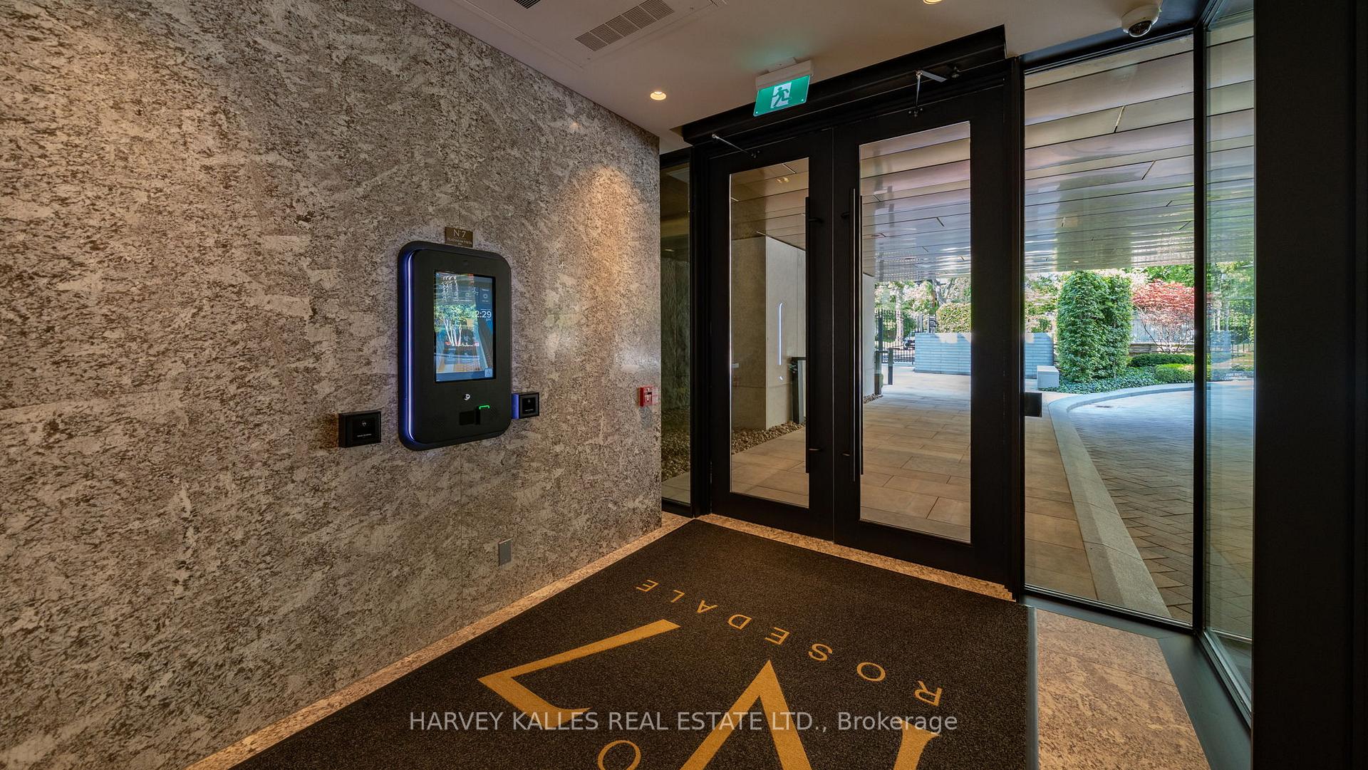 7 Dale Avenue 104