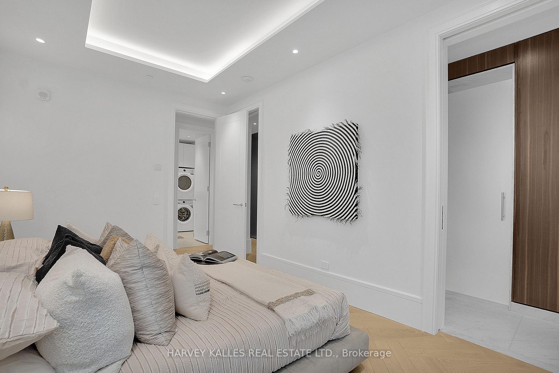 7 Dale Avenue 104