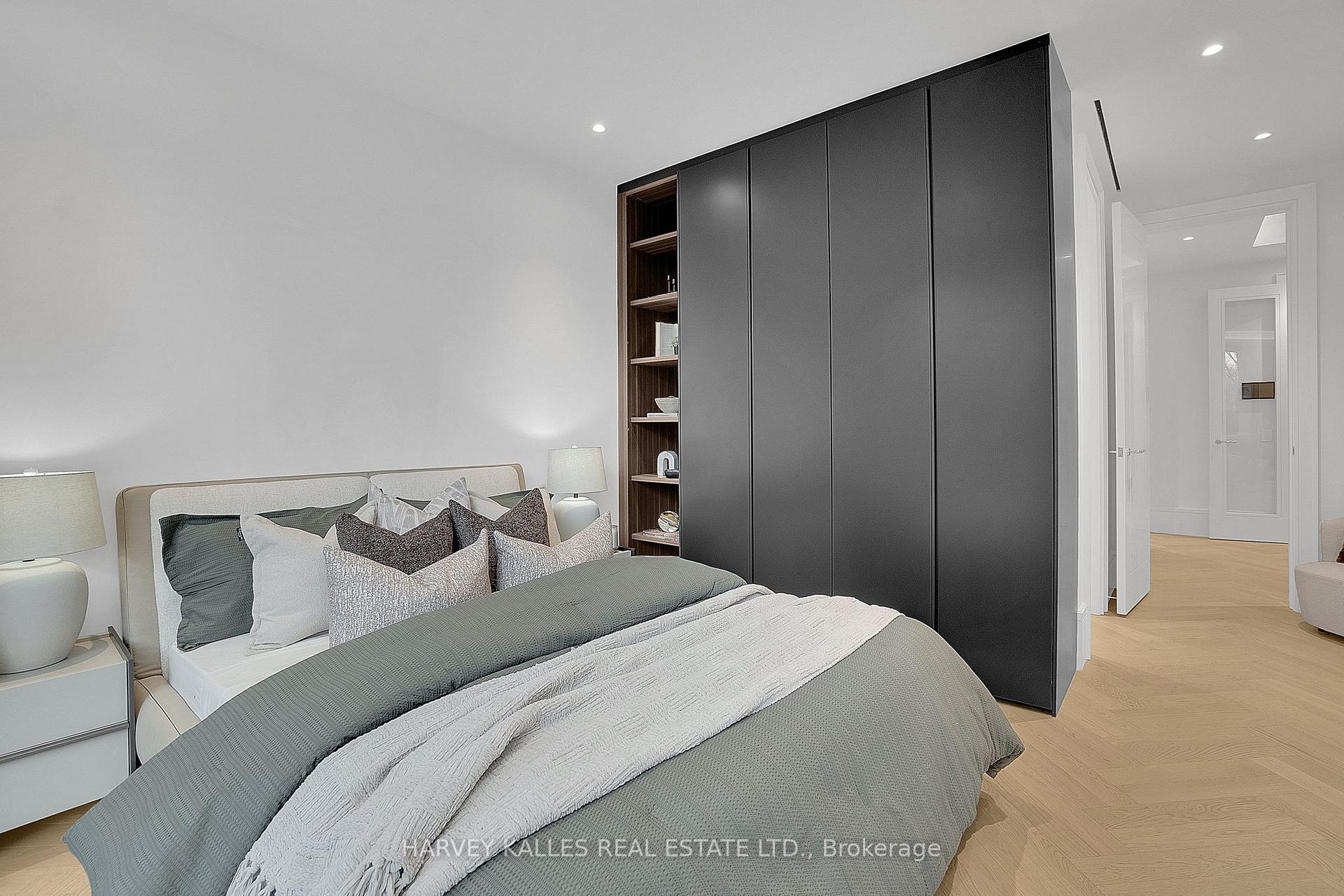 7 Dale Avenue 104