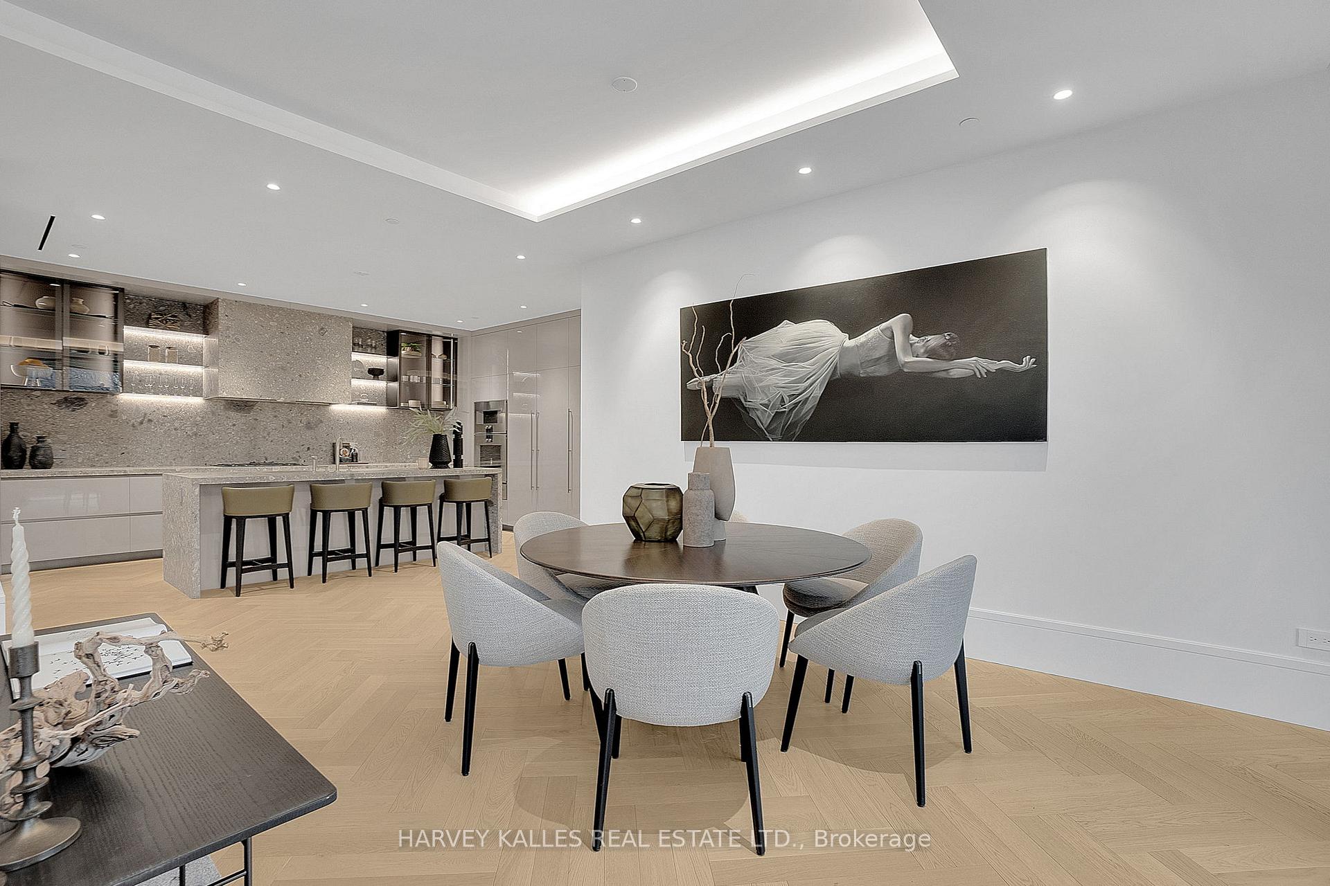 7 Dale Avenue 104