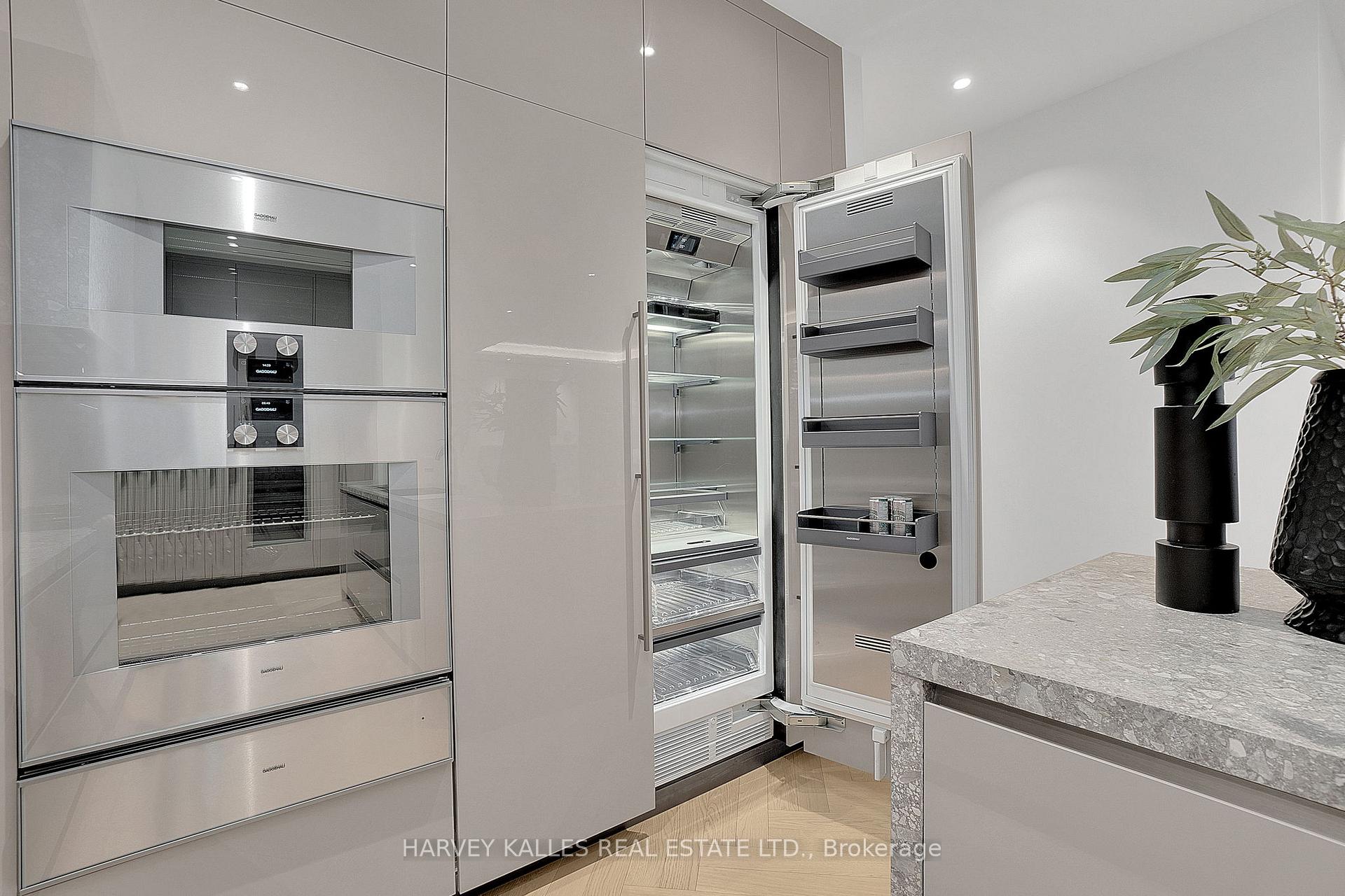 7 Dale Avenue 104