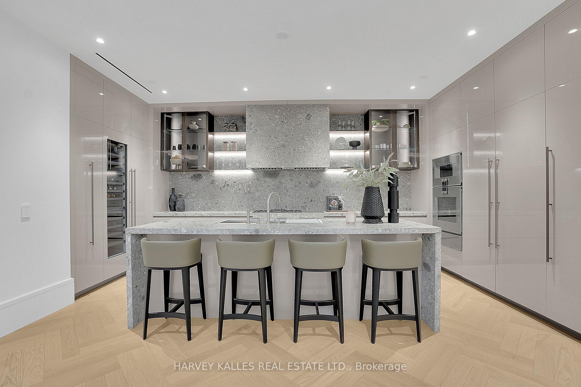 7 Dale Avenue 104