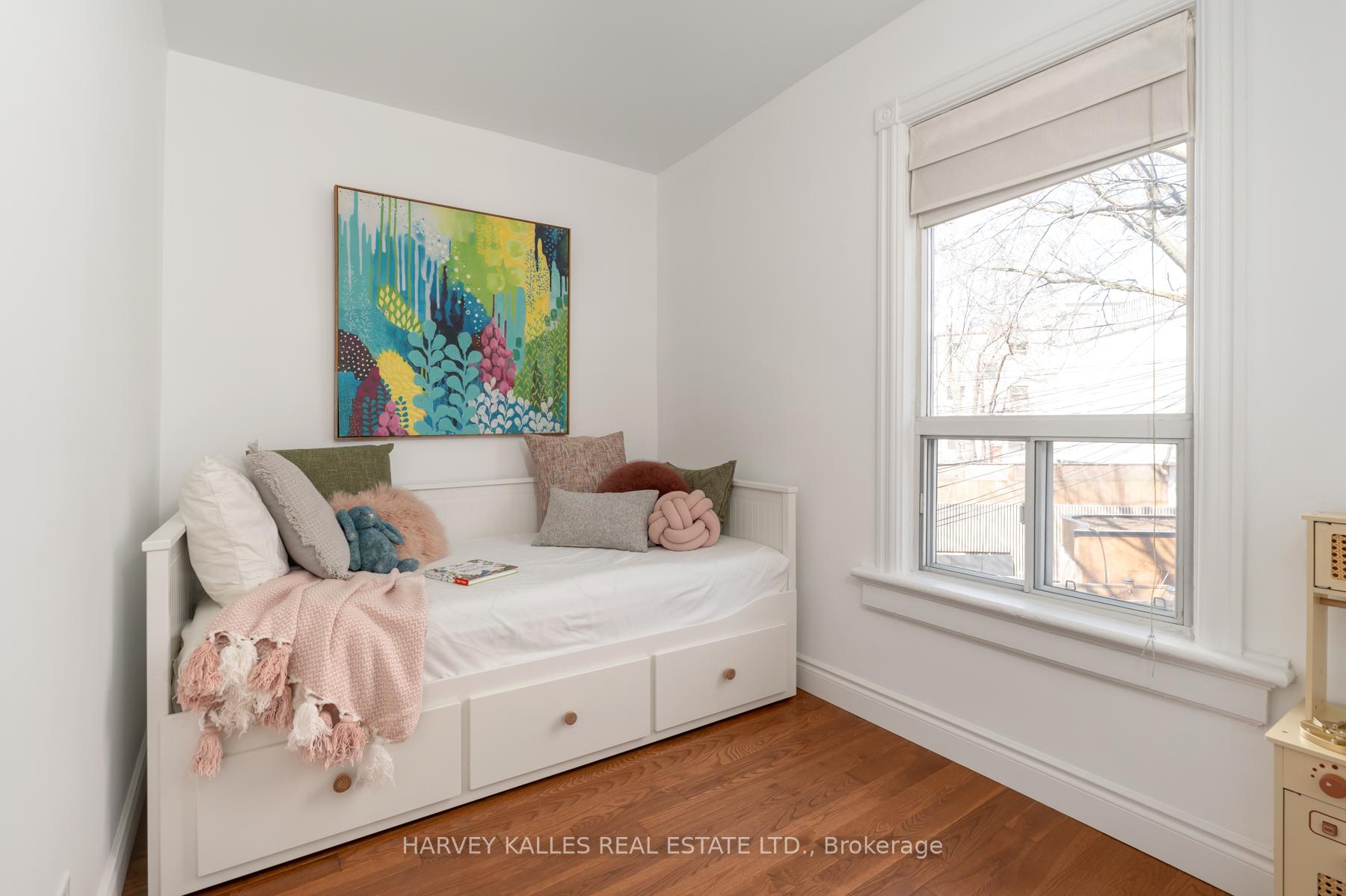 281 Lisgar Street