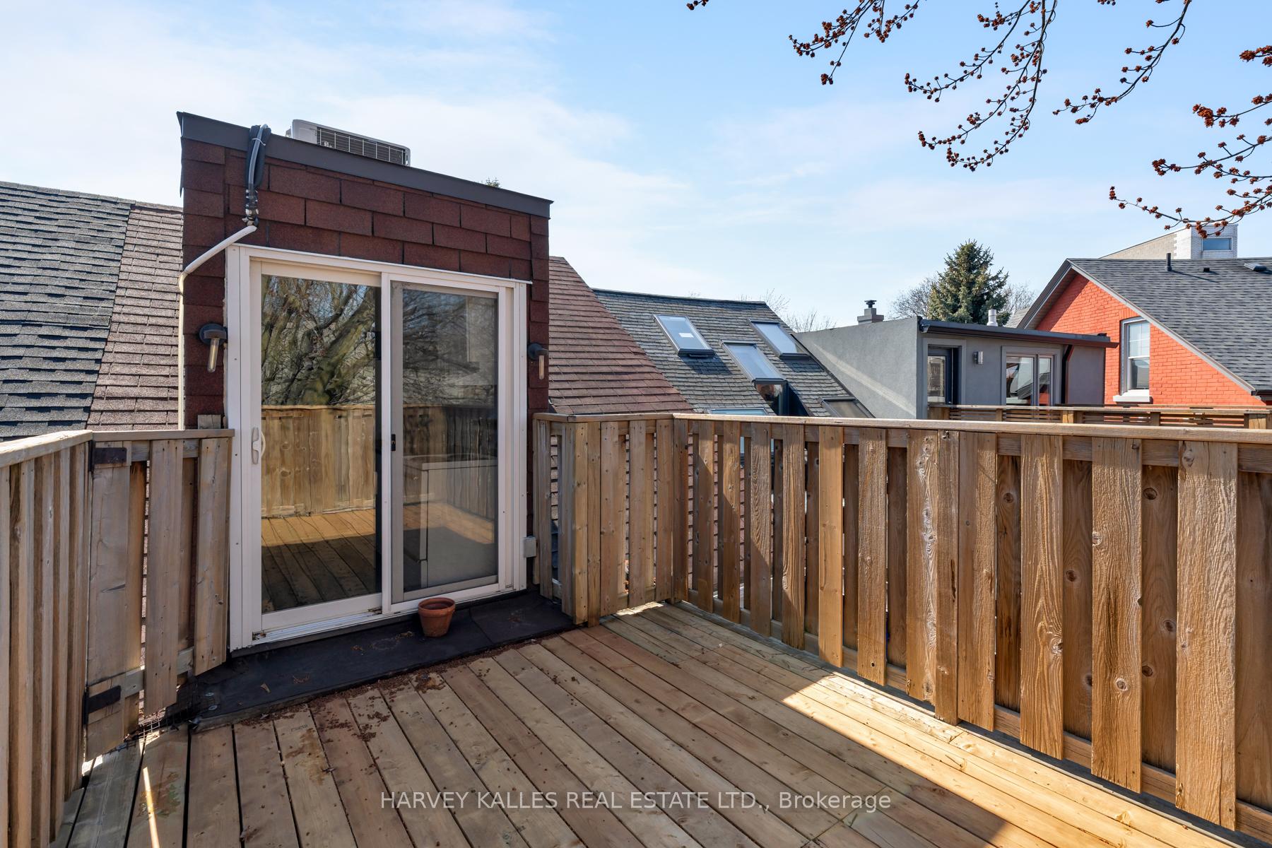 281 Lisgar Street