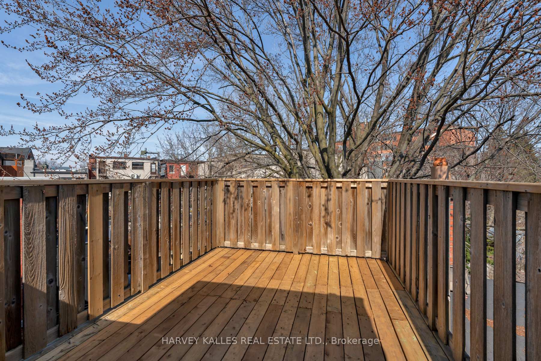 281 Lisgar Street