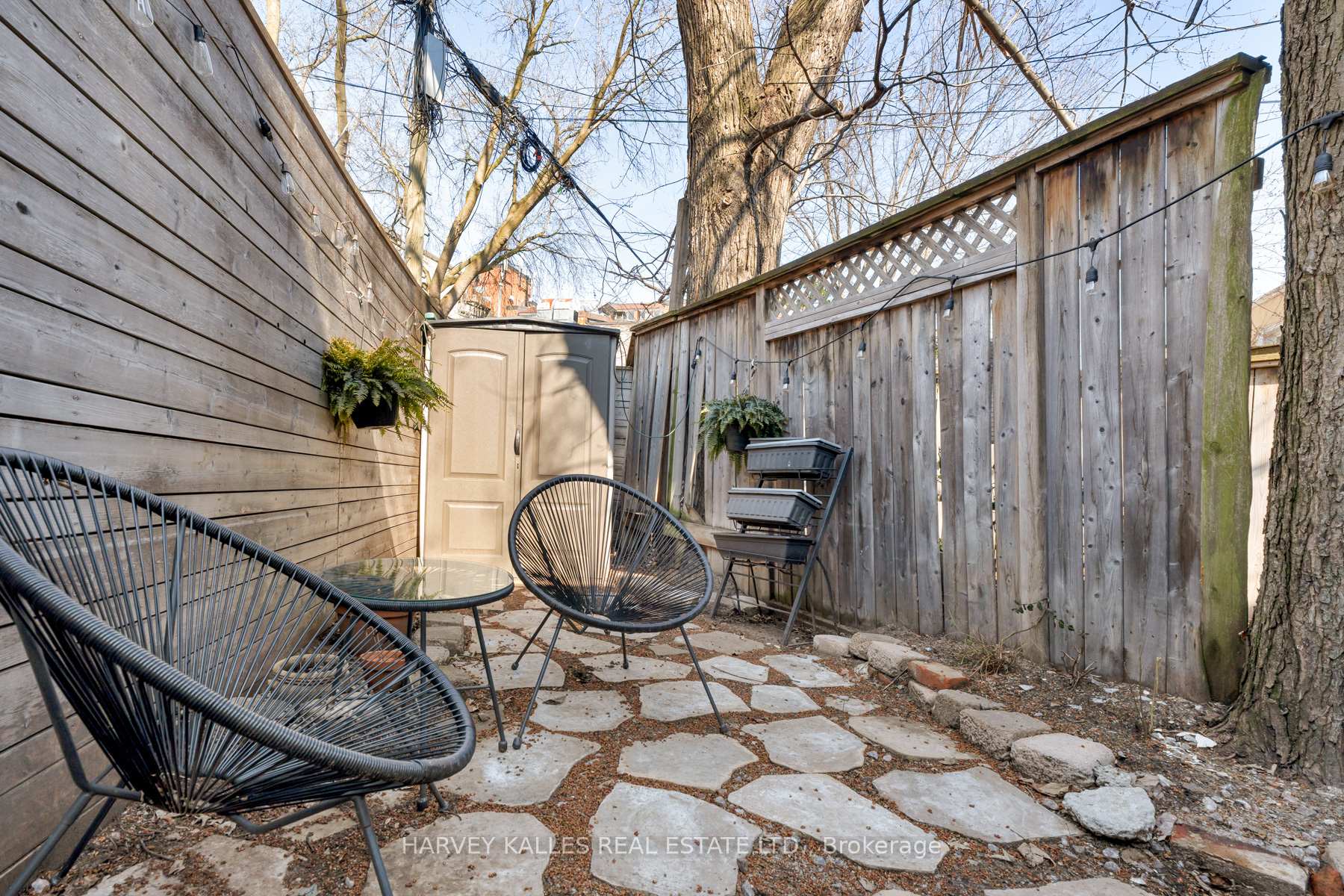 281 Lisgar Street