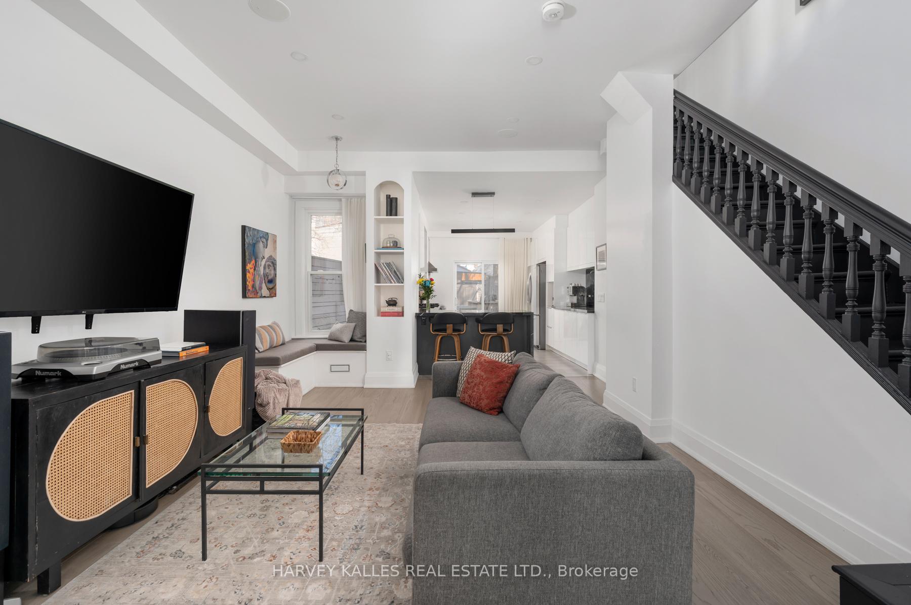 281 Lisgar Street