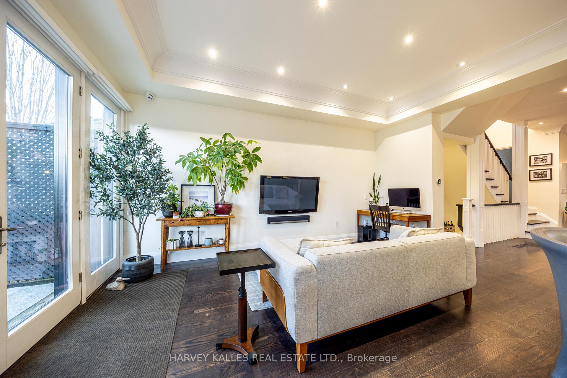 488 Arlington Avenue